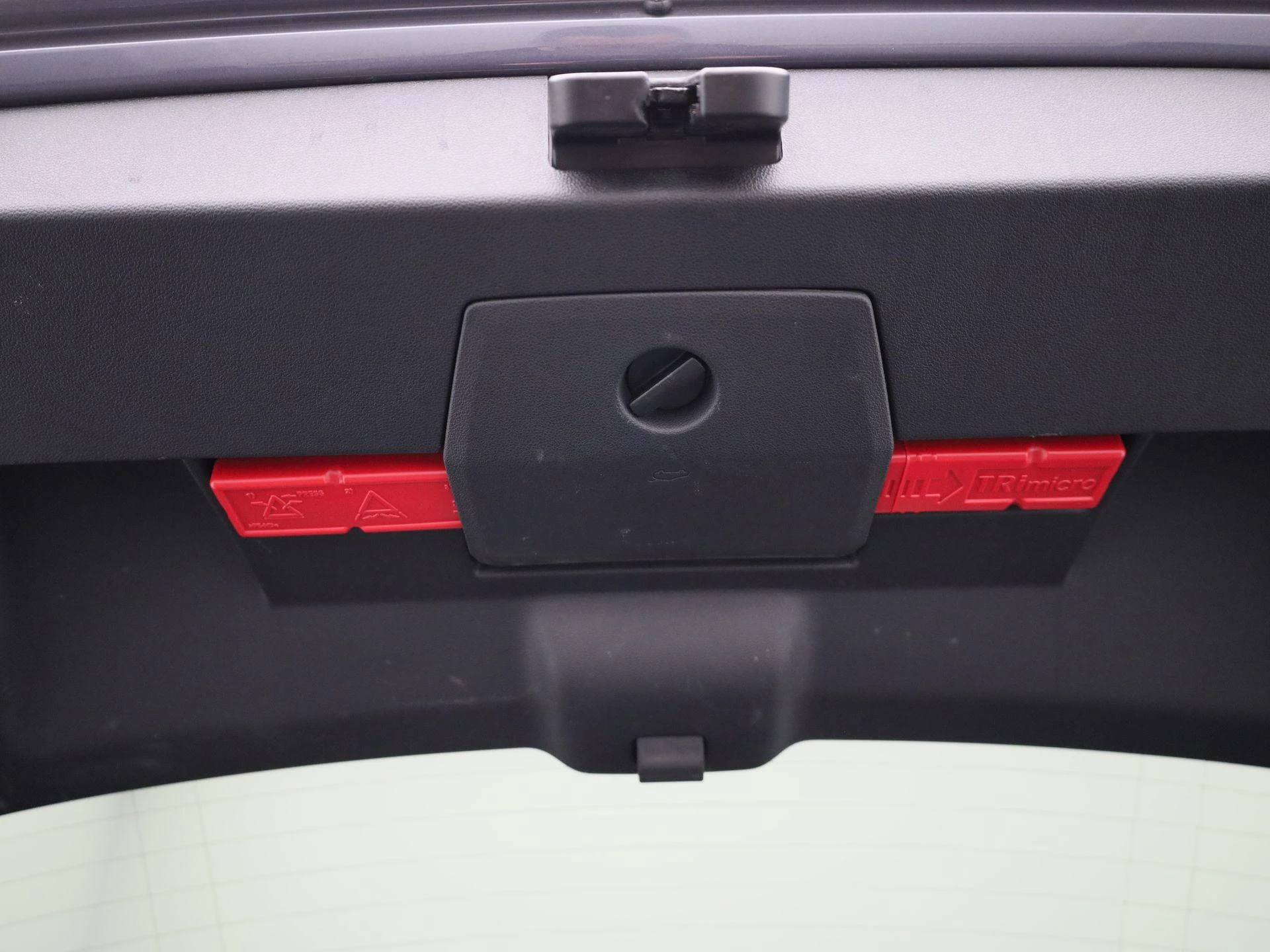 Volkswagen-Polo-image-11