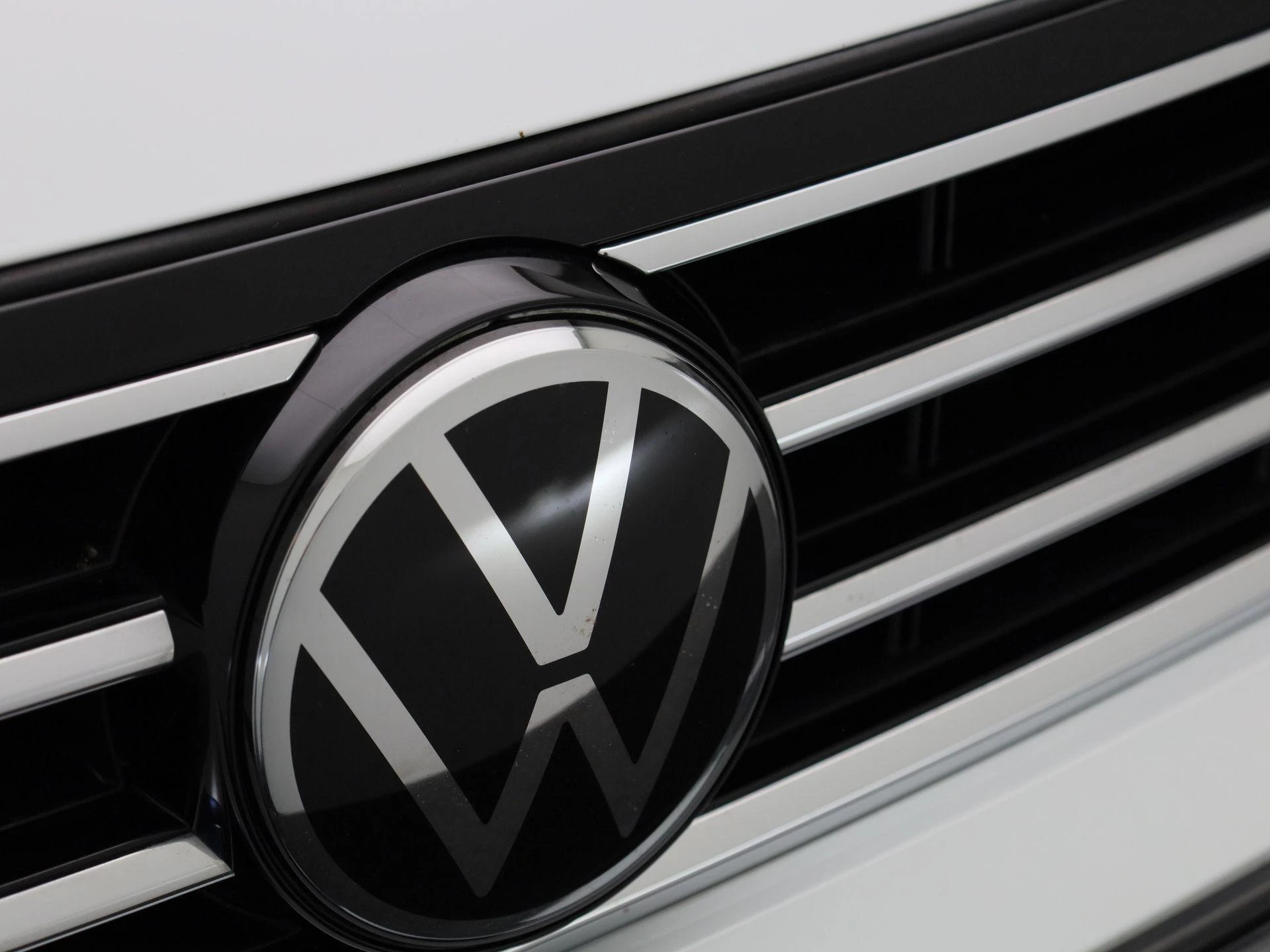 Volkswagen-Passat-image-38