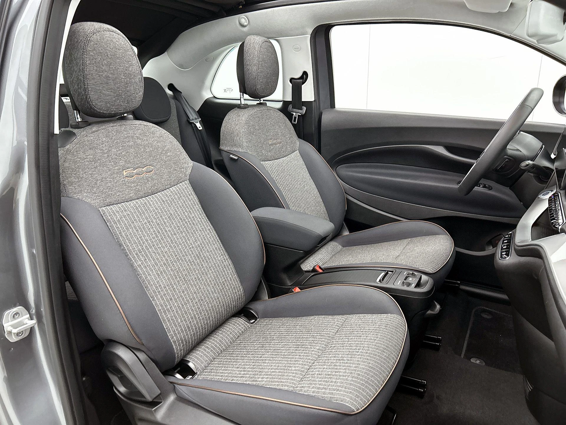 Fiat-500C-image-40