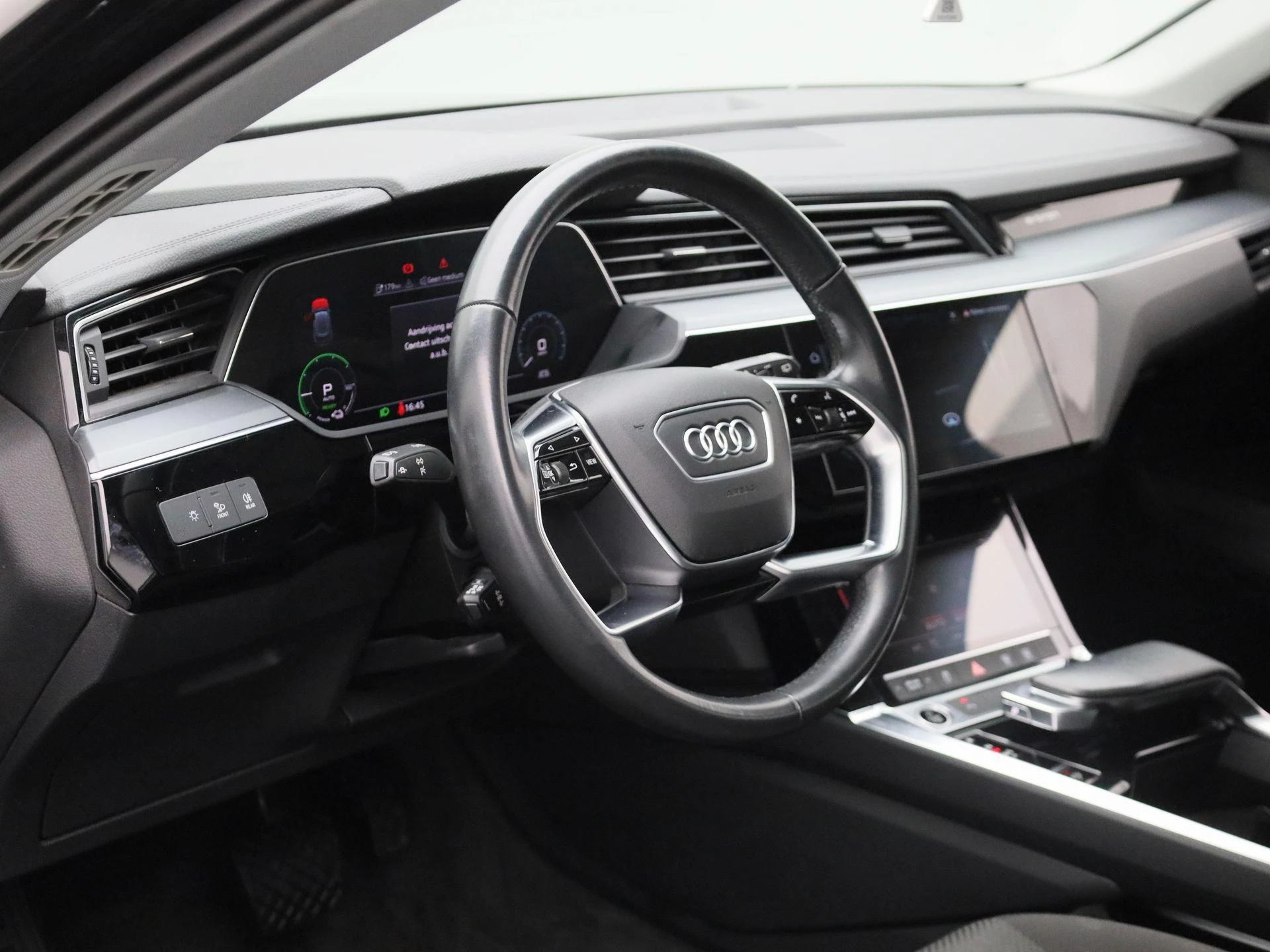 Audi-e-tron-image-27