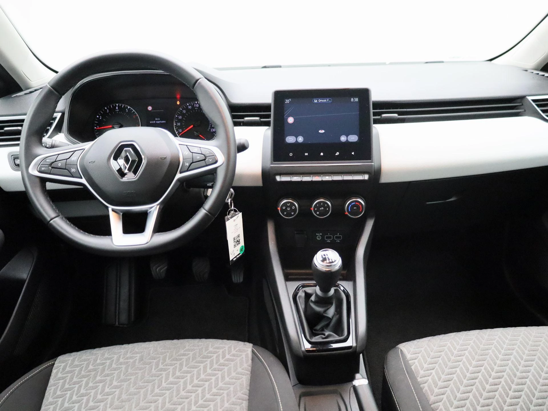 Renault-Clio-image-7