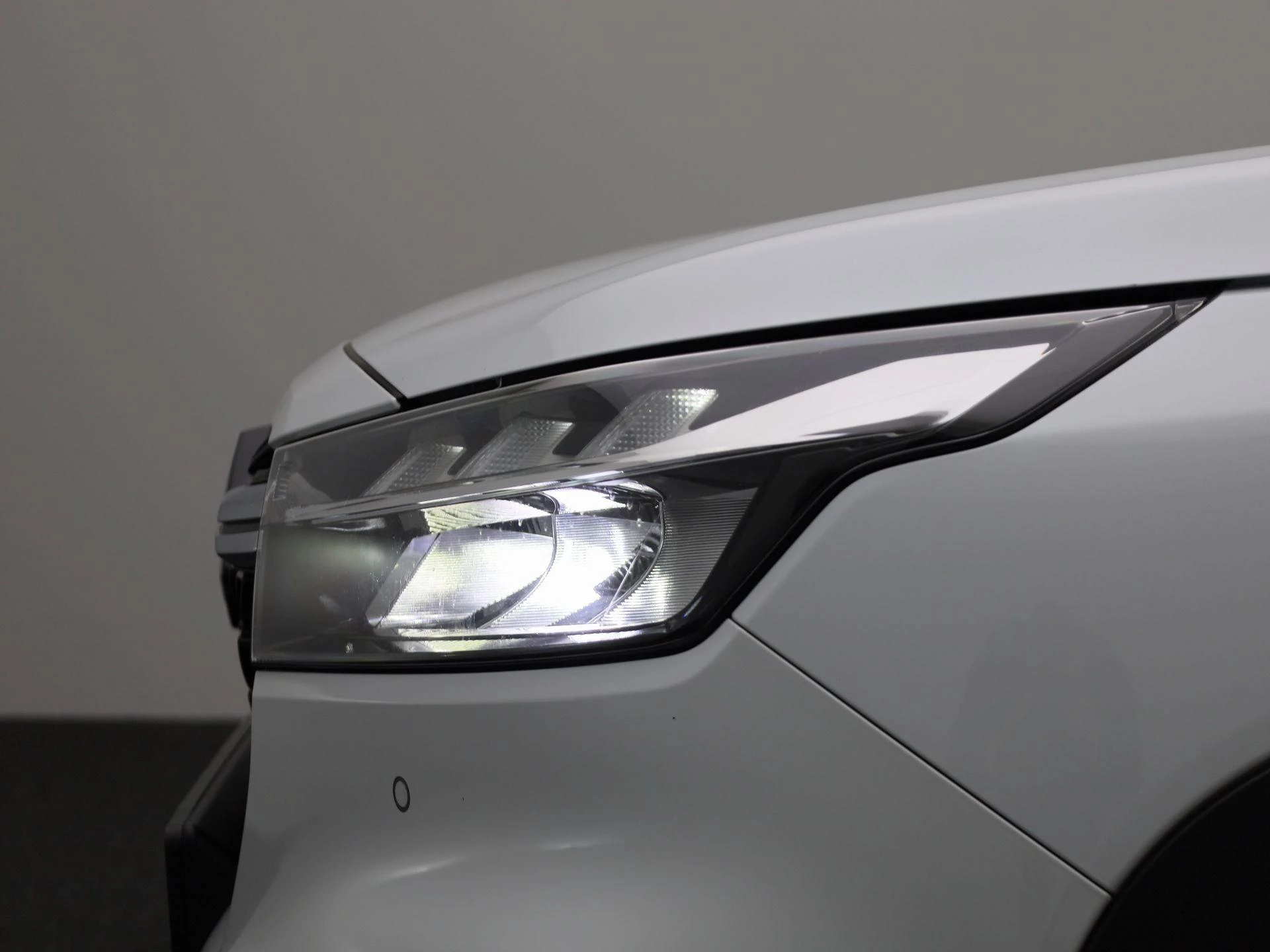 Suzuki-S-Cross-image-14