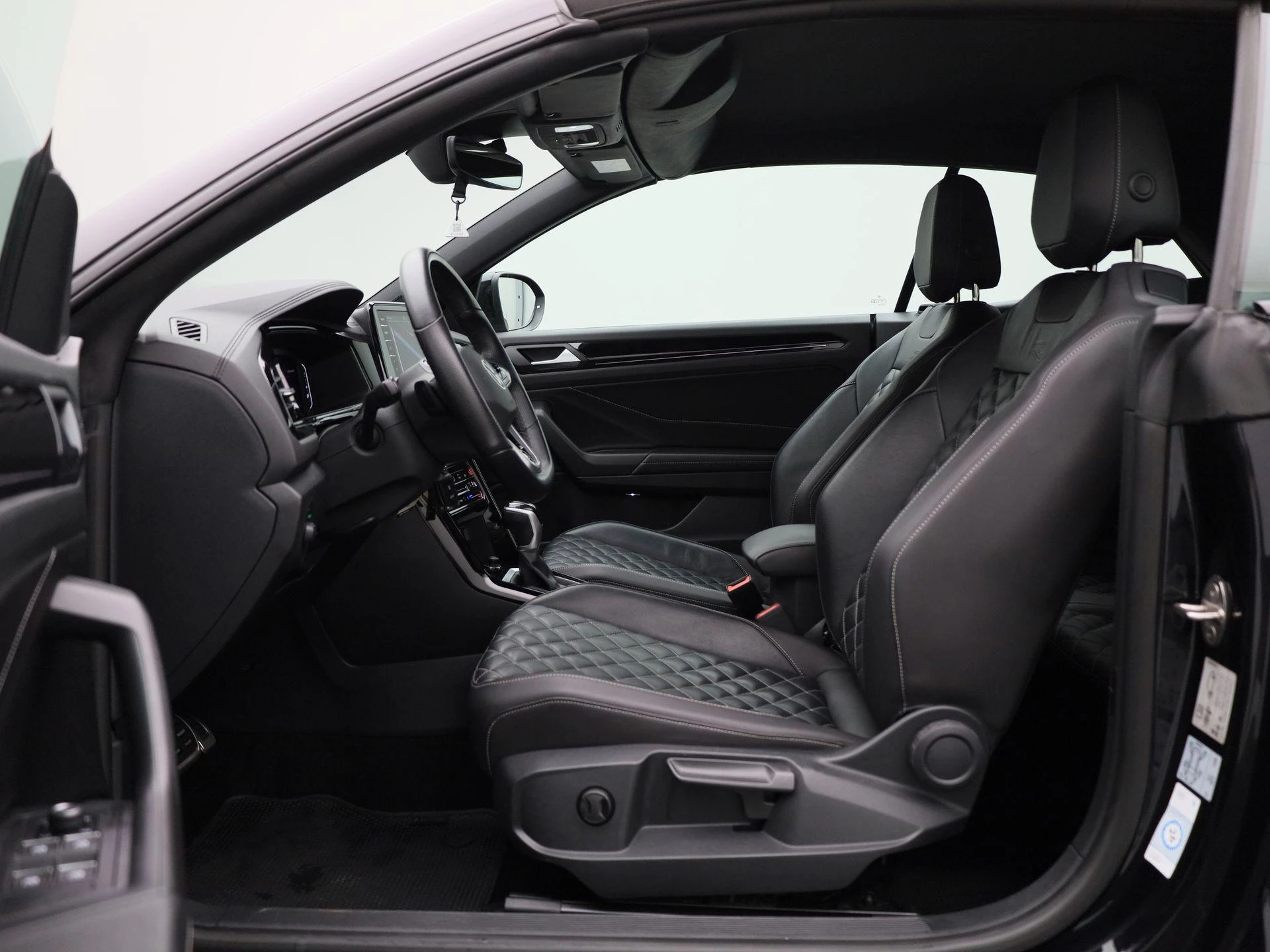 Volkswagen T-Roc Cabrio 1.5 TSI R-Line 150 PK|