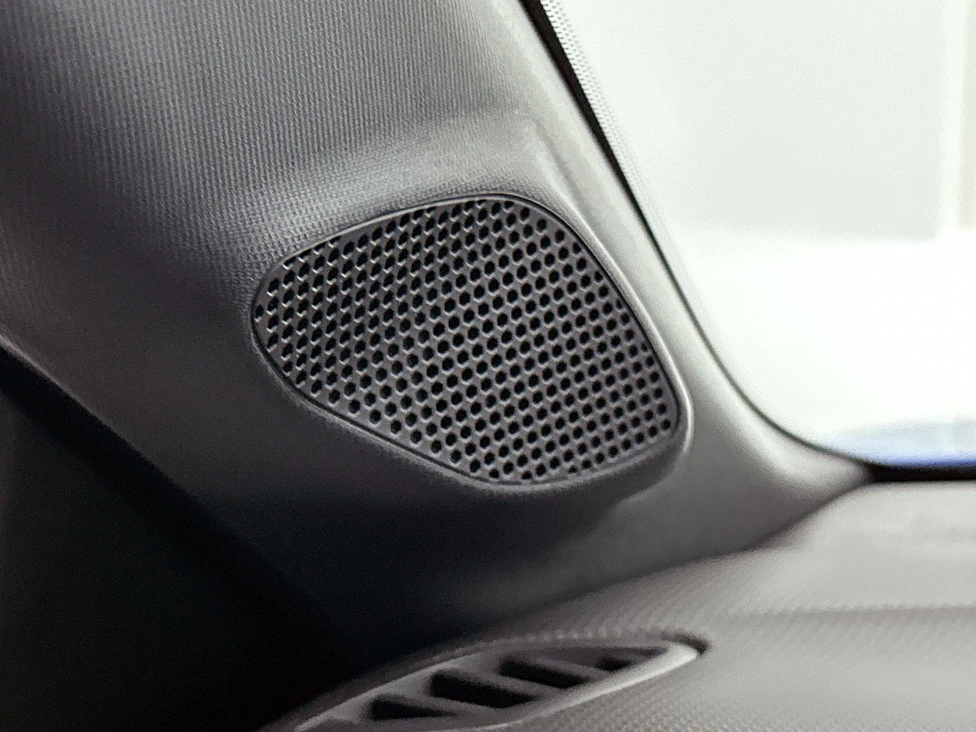 Opel-Corsa-image-11