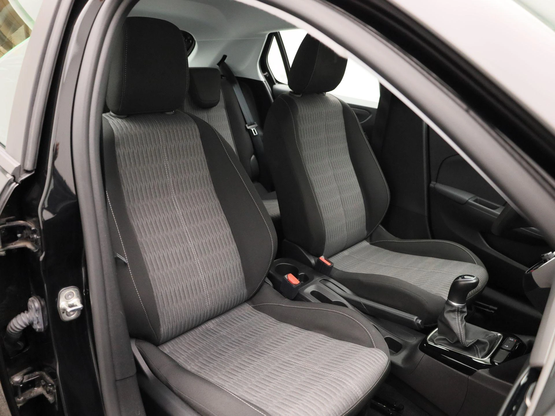 Opel-Corsa-image-29