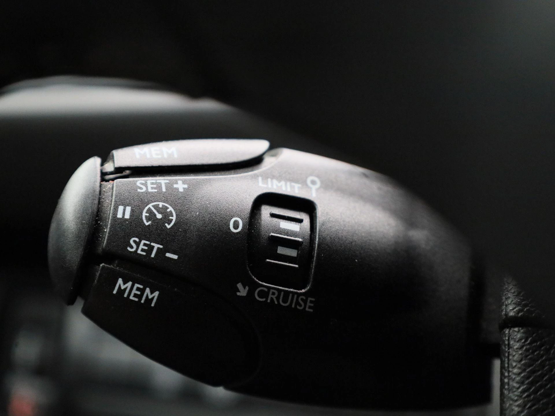 Peugeot 308 1.2 PureTech 130 S&S EAT8 Allure