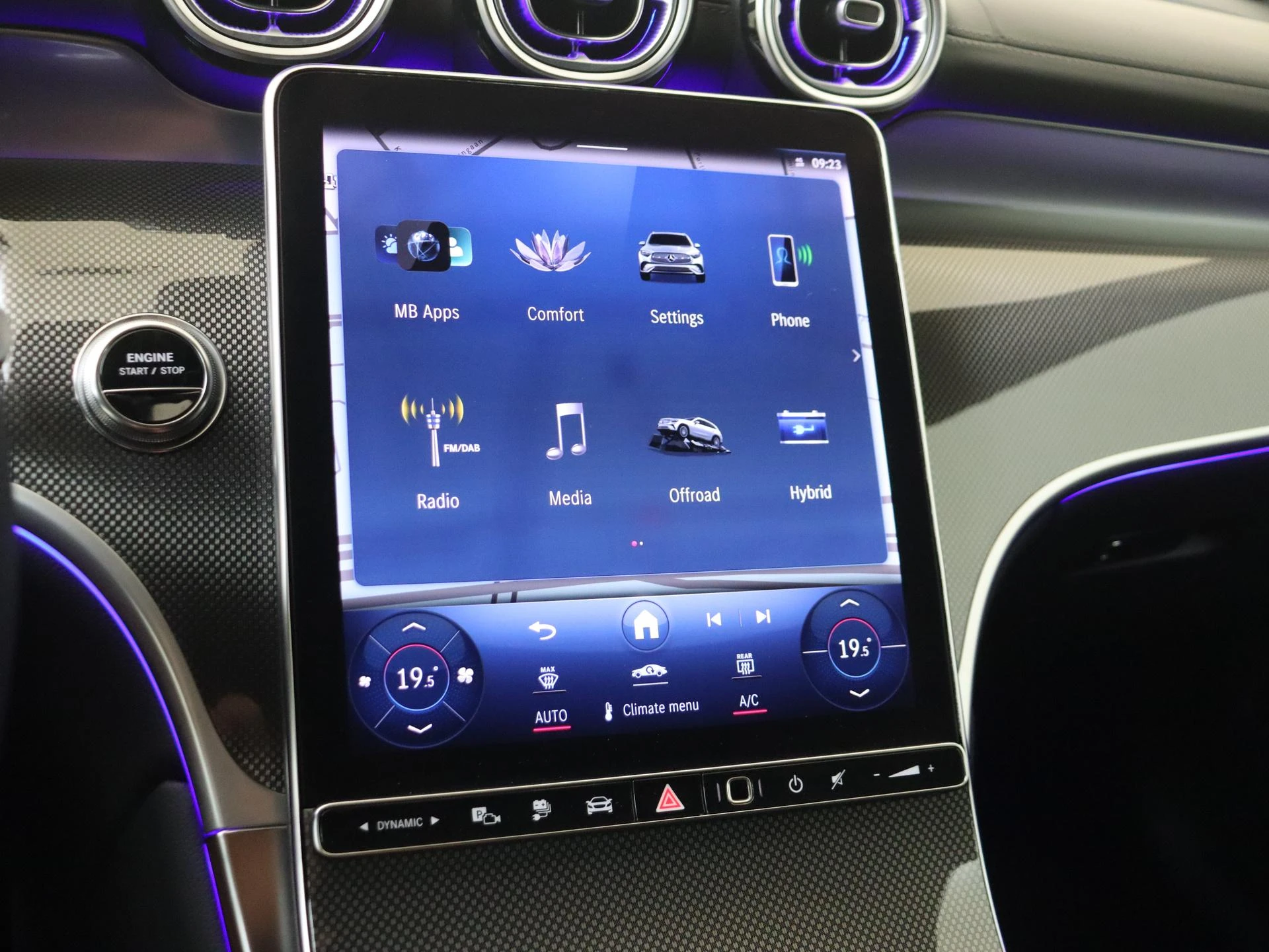 Mercedes-Benz-GLC-image-16