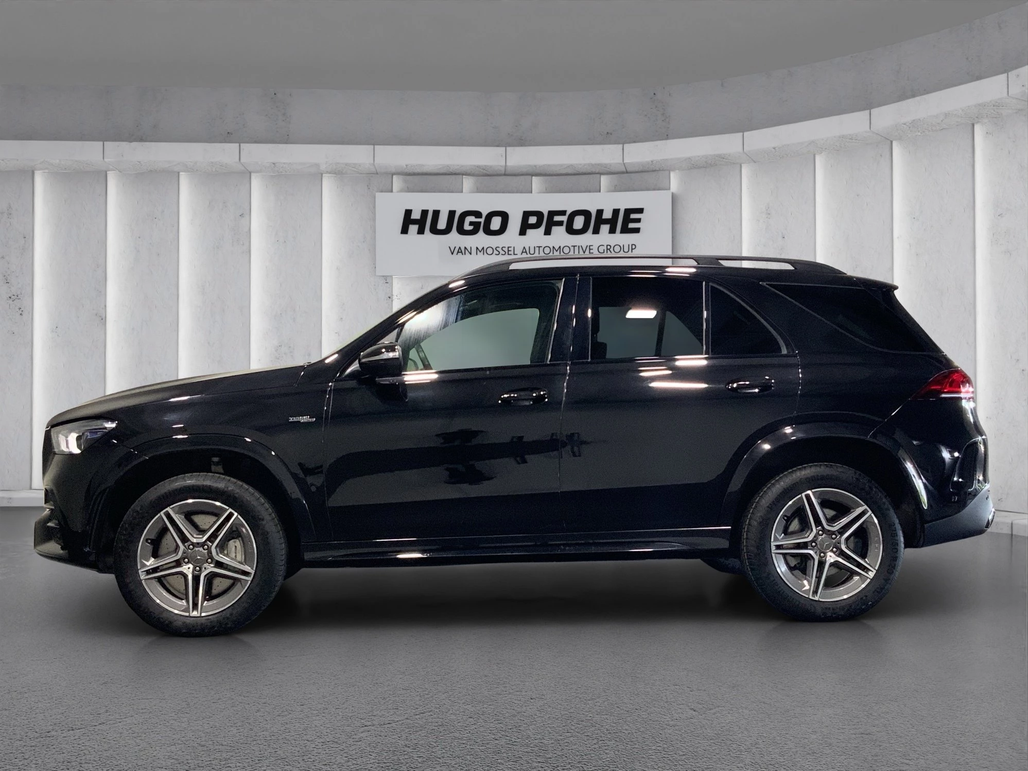 Mercedes-Benz-GLE-image-1