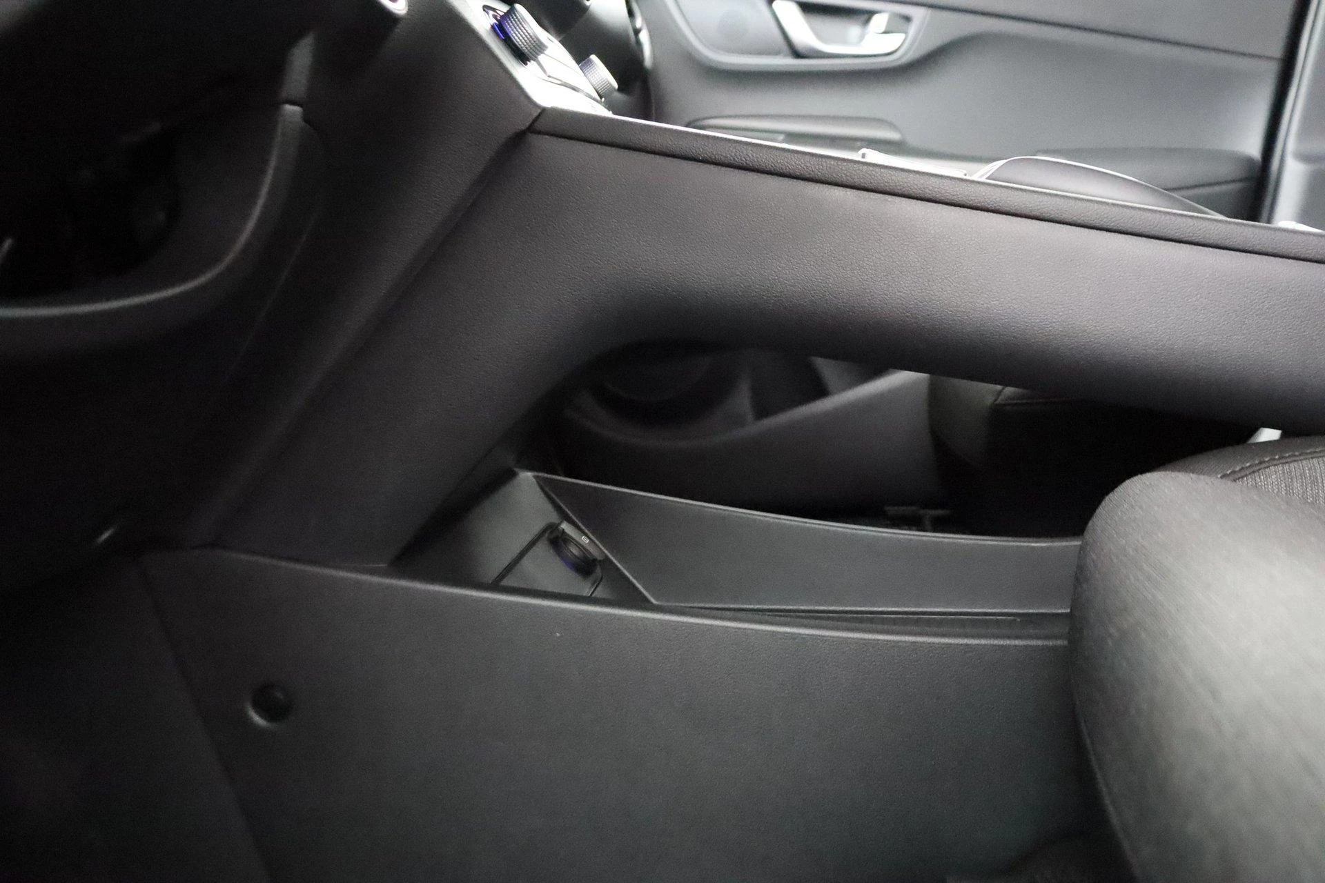 Hyundai-Kona-image-63