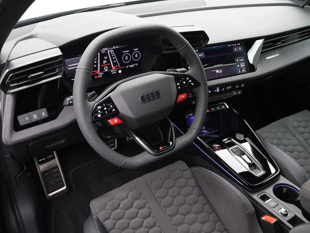 Audi-RS3-image-15