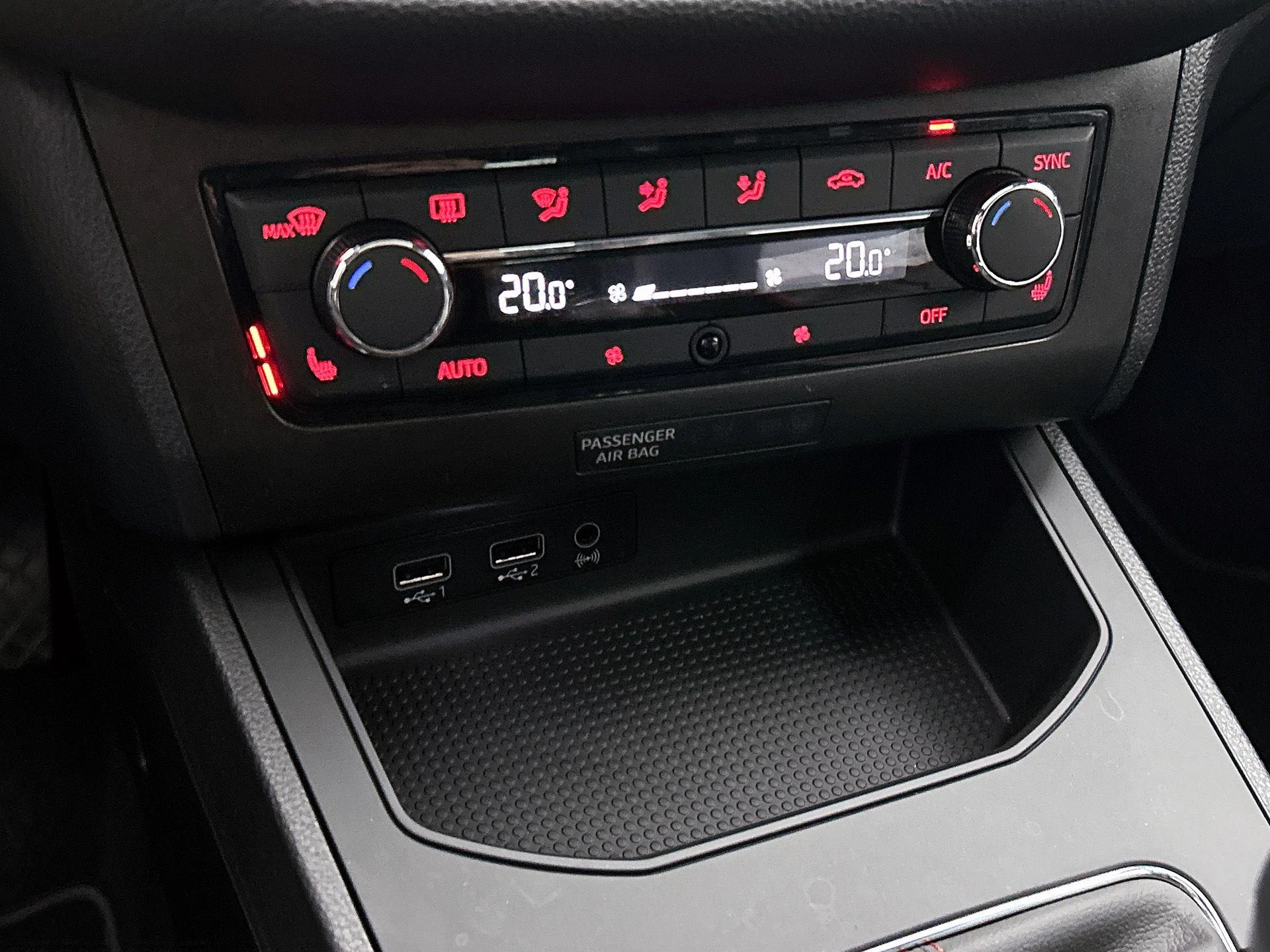 SEAT-Ibiza-image-24