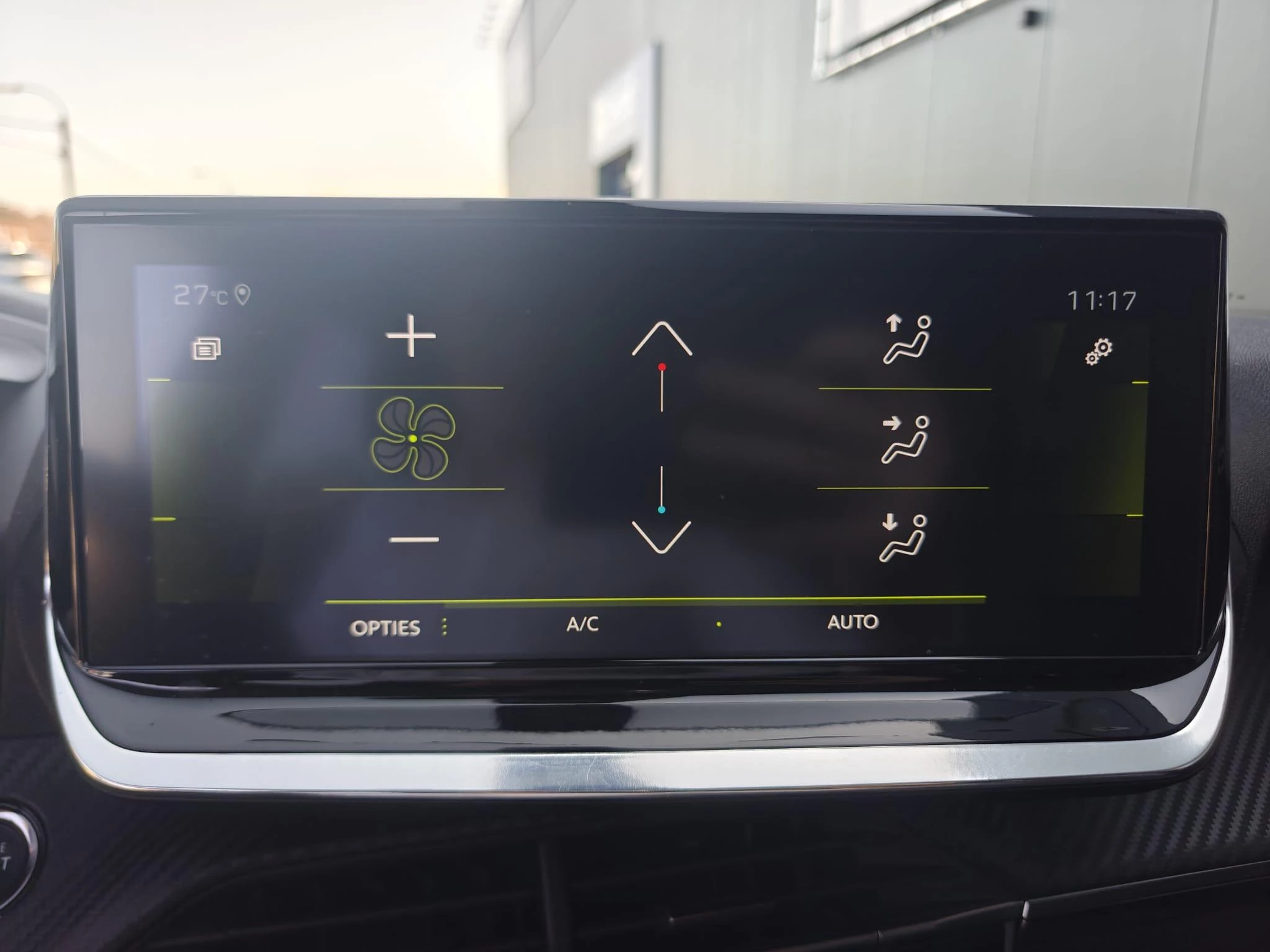 Peugeot 2008 1.2 Puretech 96kW S&S EAT8 Allure