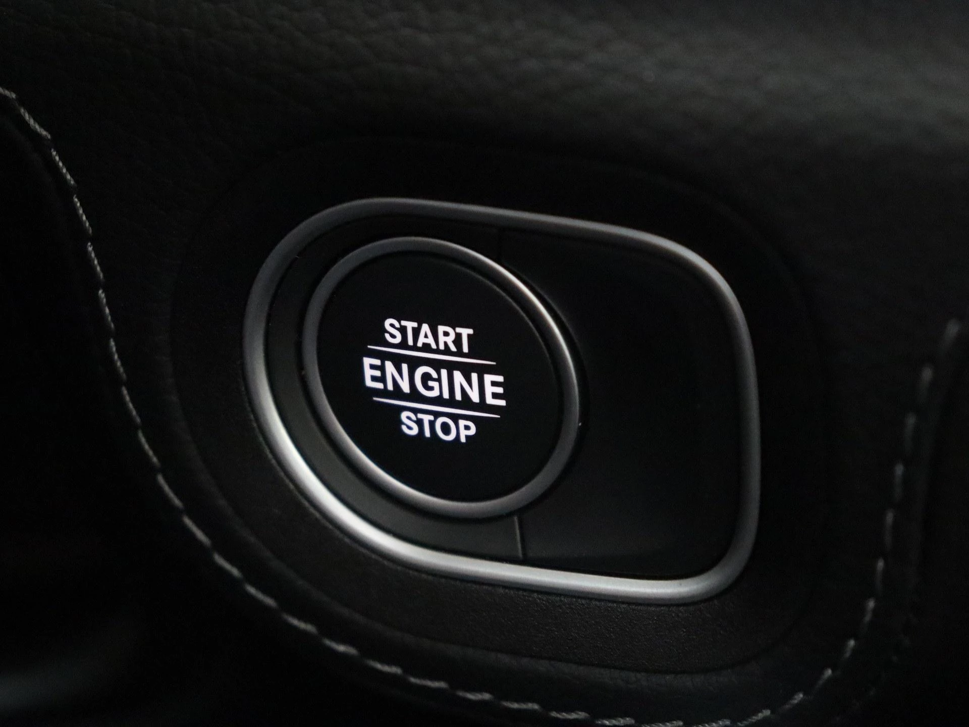 Mercedes-Benz-GLE-image-26