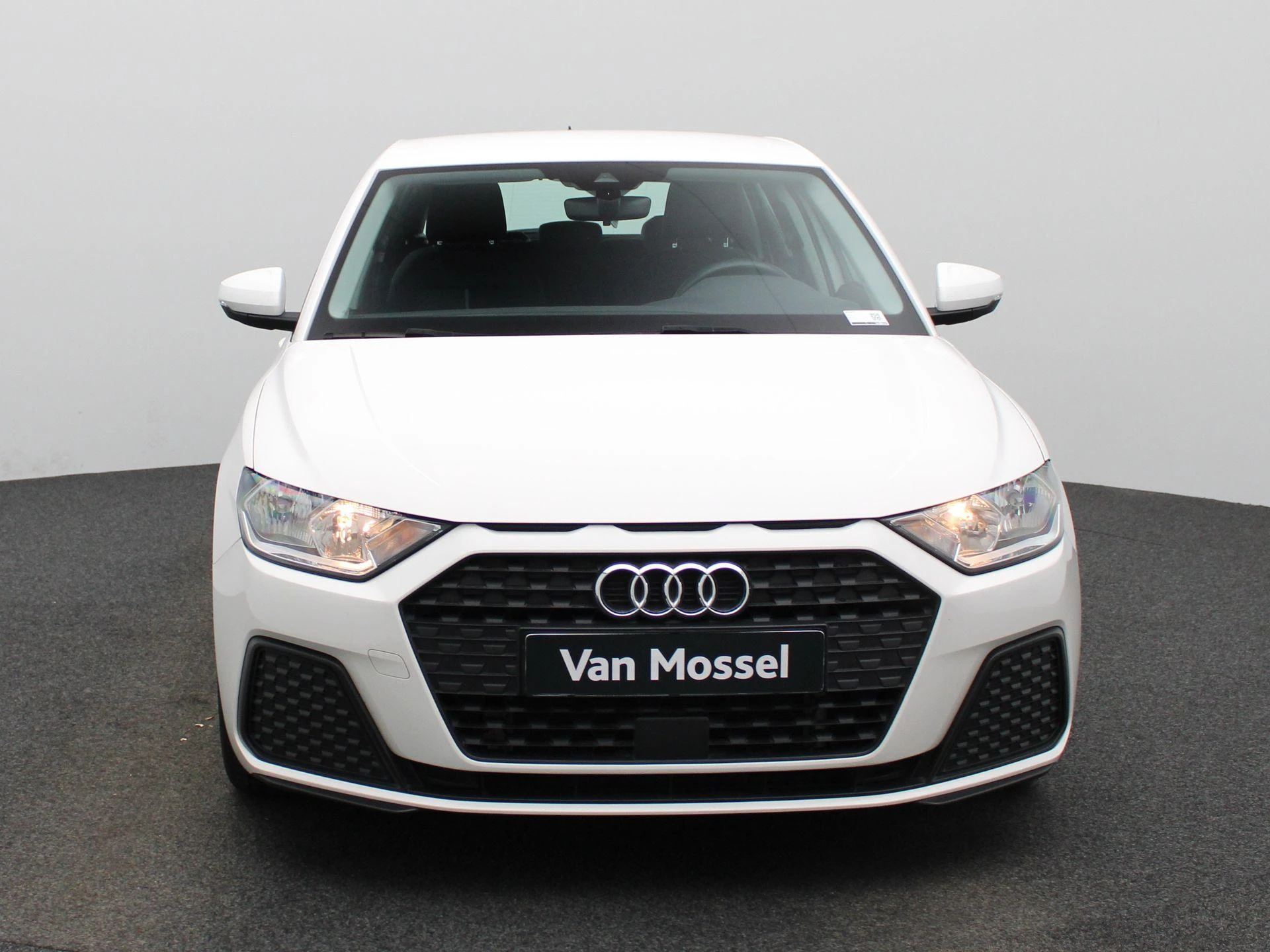 Audi-A1 Sportback-image-3