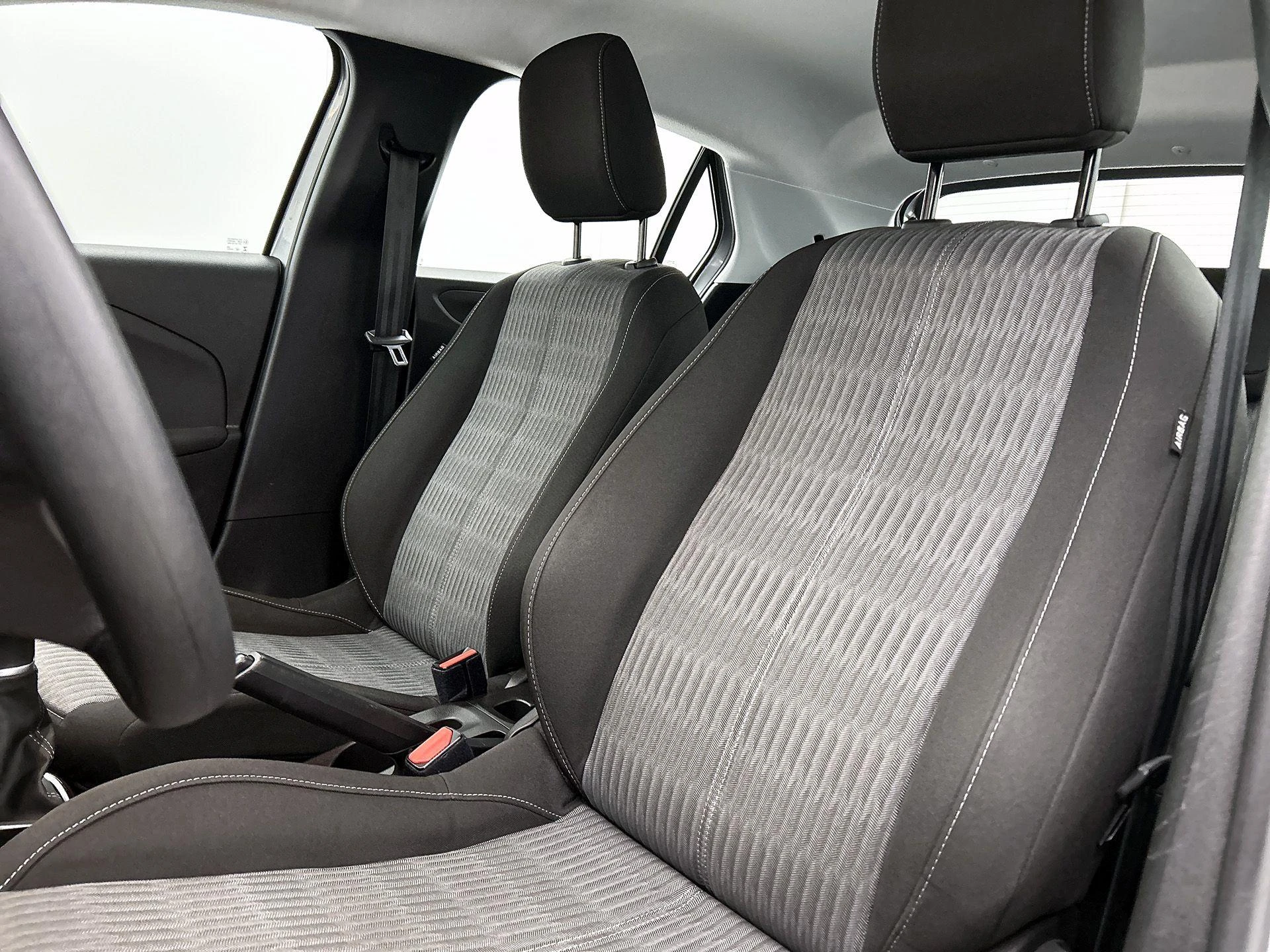 Opel-Corsa-image-25