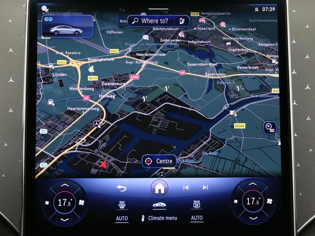 Mercedes-Benz-EQE-image-7