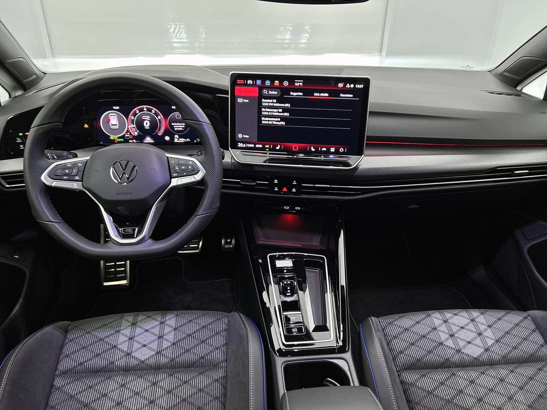 Volkswagen Golf - 20