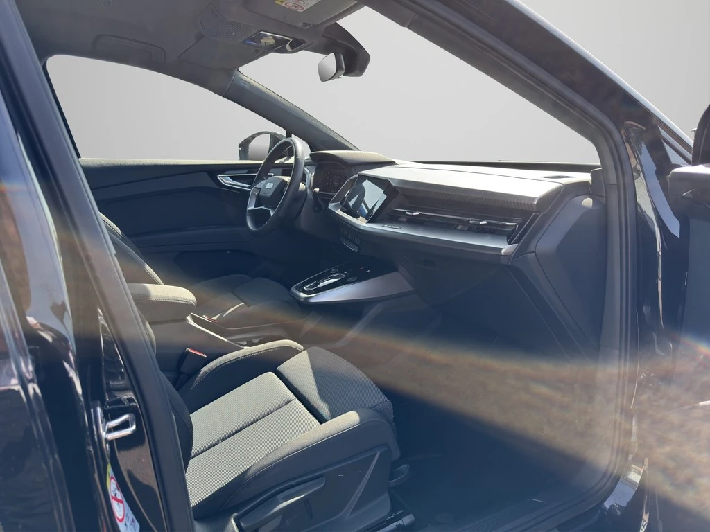 Audi-Q4 e-tron-image-7