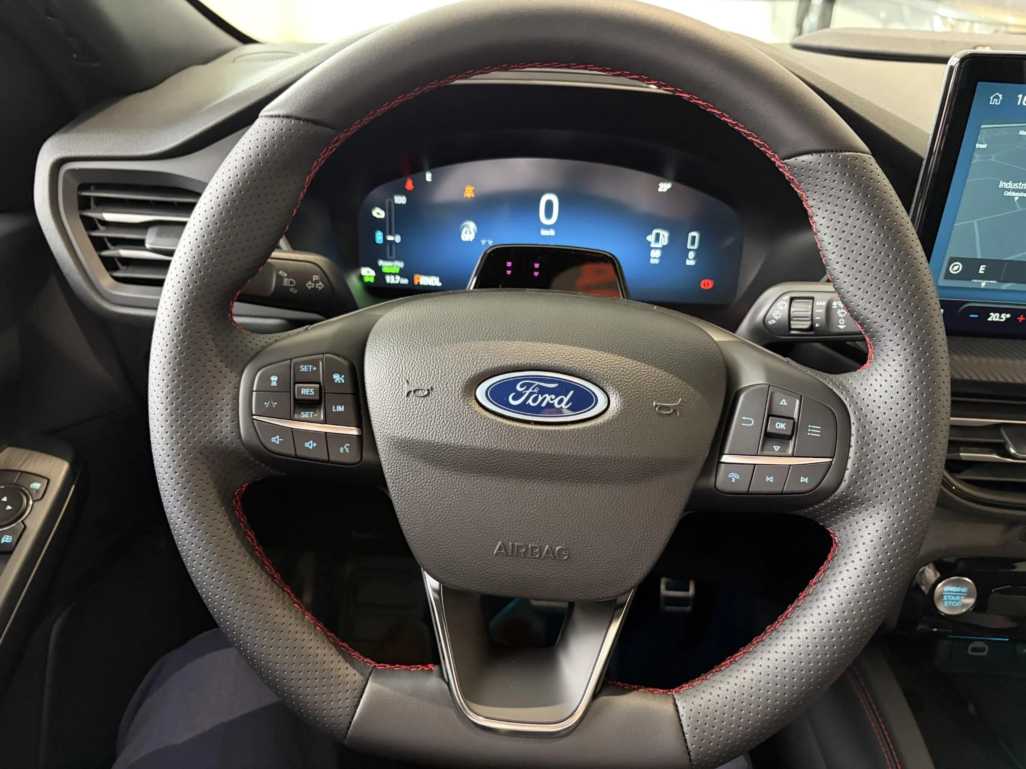 Ford-Kuga-image-15