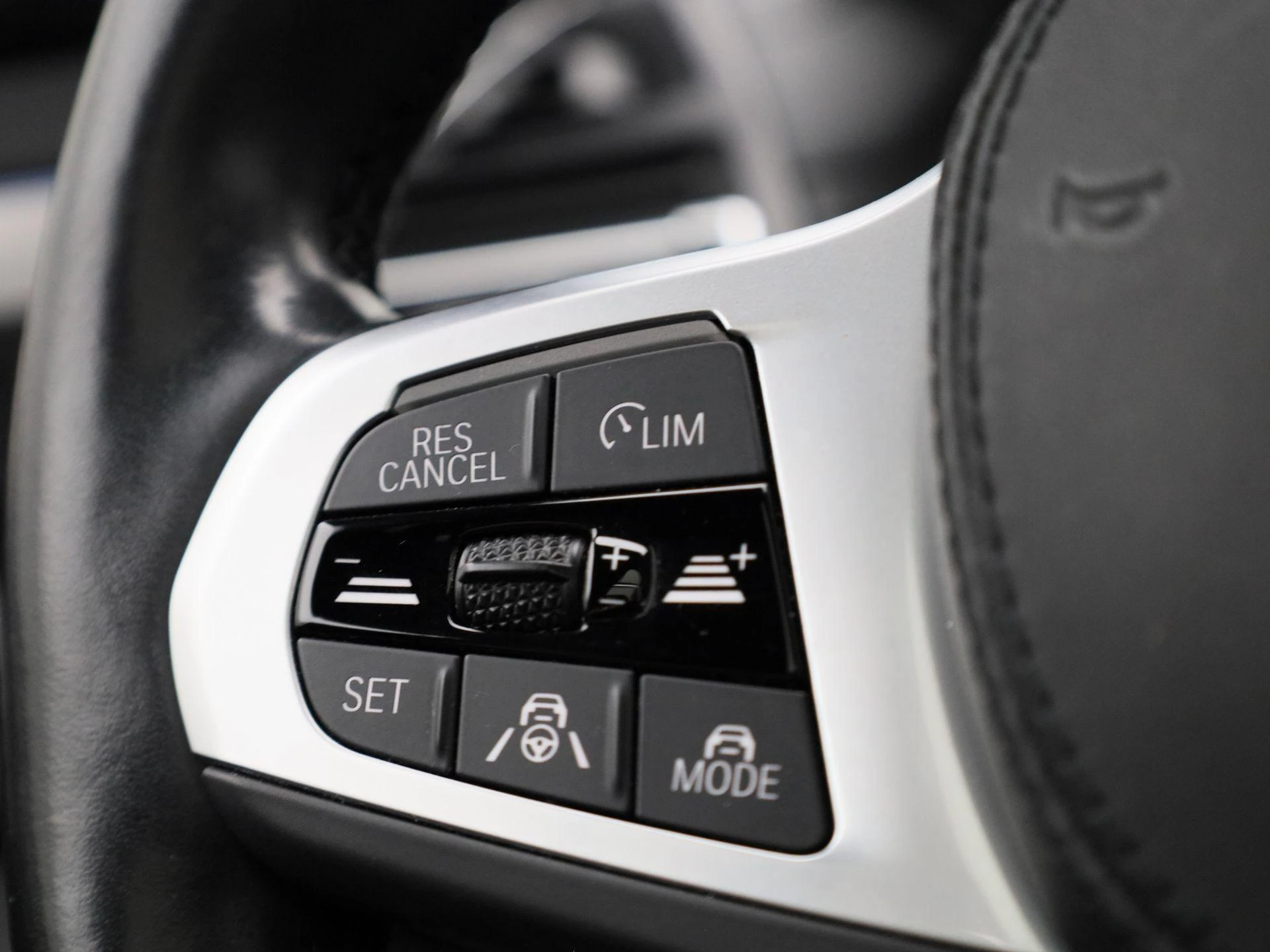 BMW-iX3-image-18