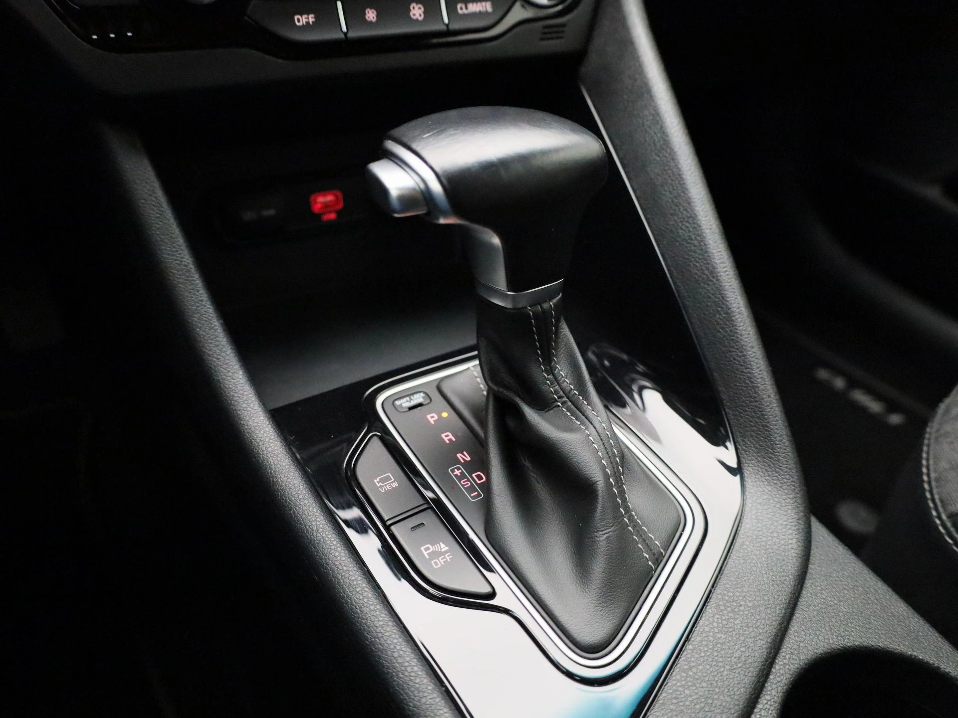 Kia-Niro-image-23