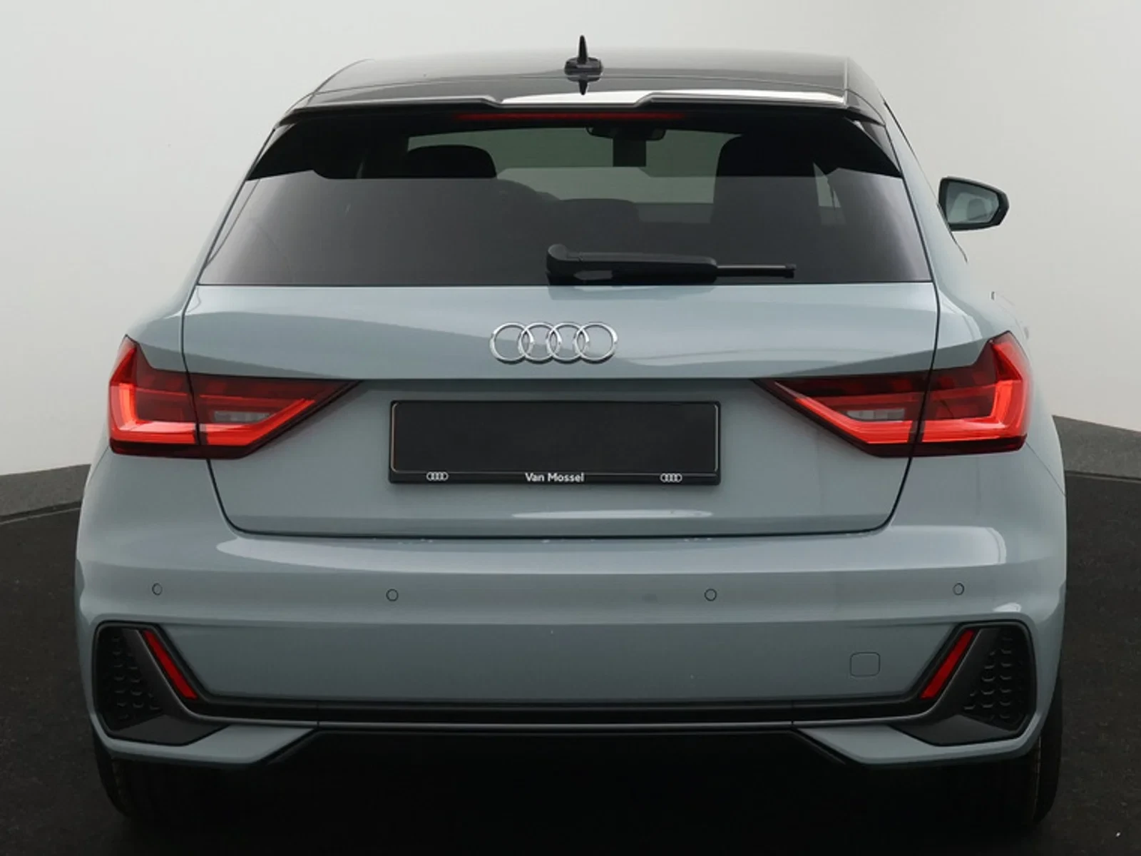 Audi-A1 Sportback-image-3