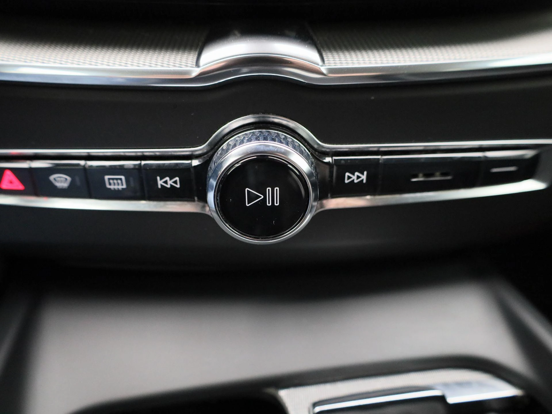 Volvo-XC60-image-23