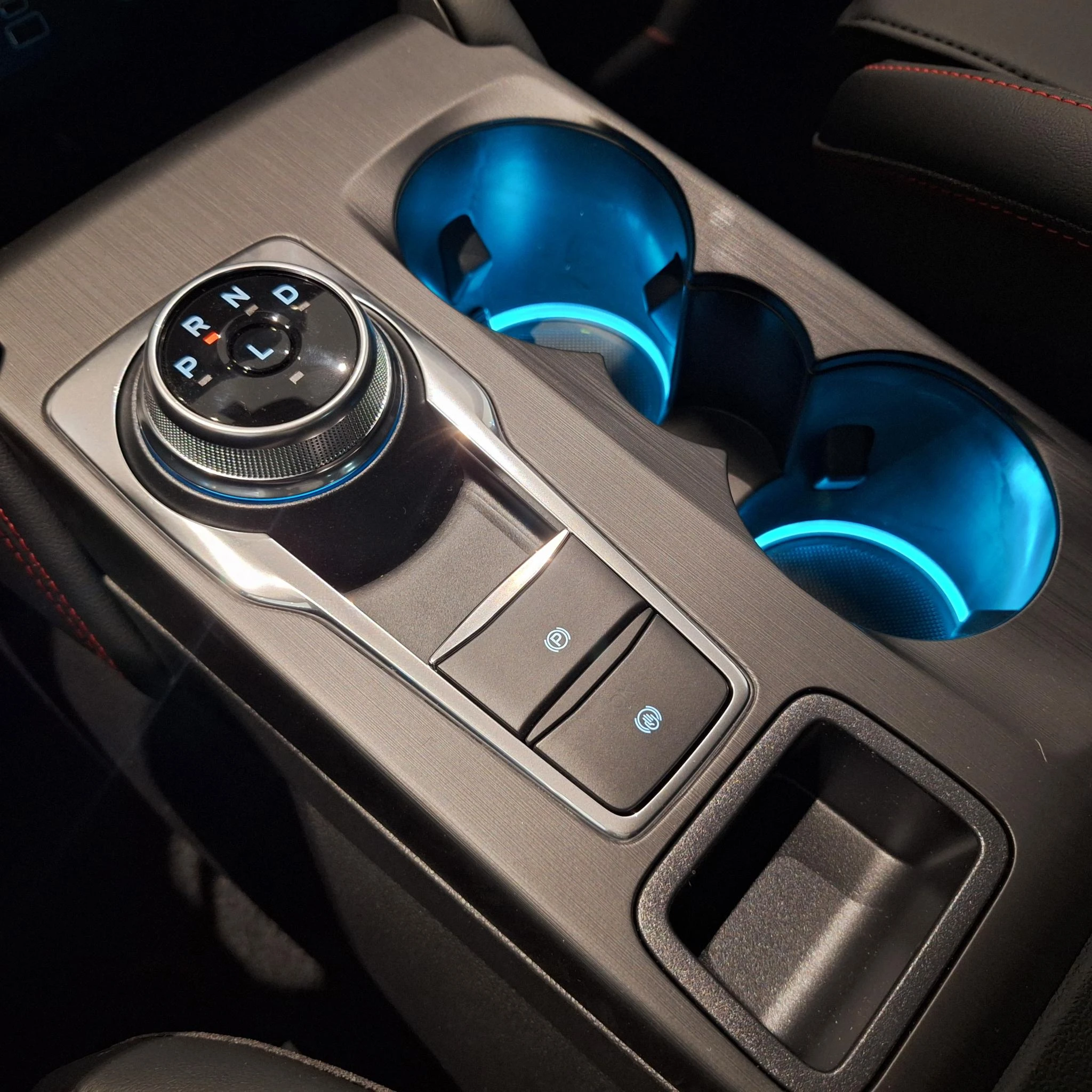 Ford-Kuga-image-26