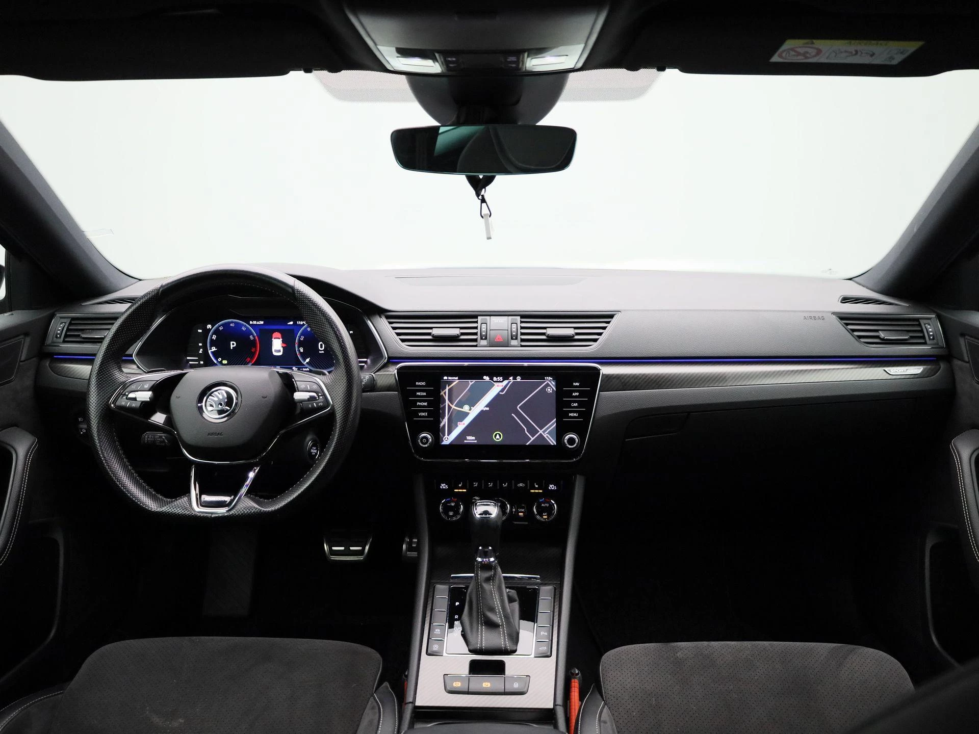 Škoda-Superb-image-37