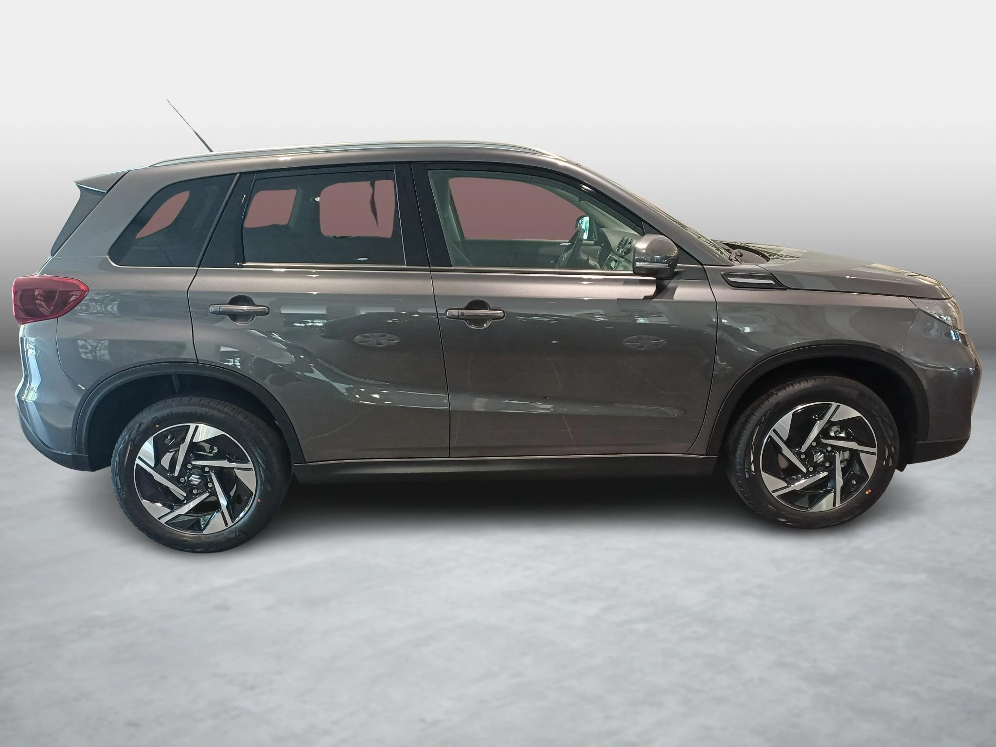 Suzuki-Grand Vitara-image-3