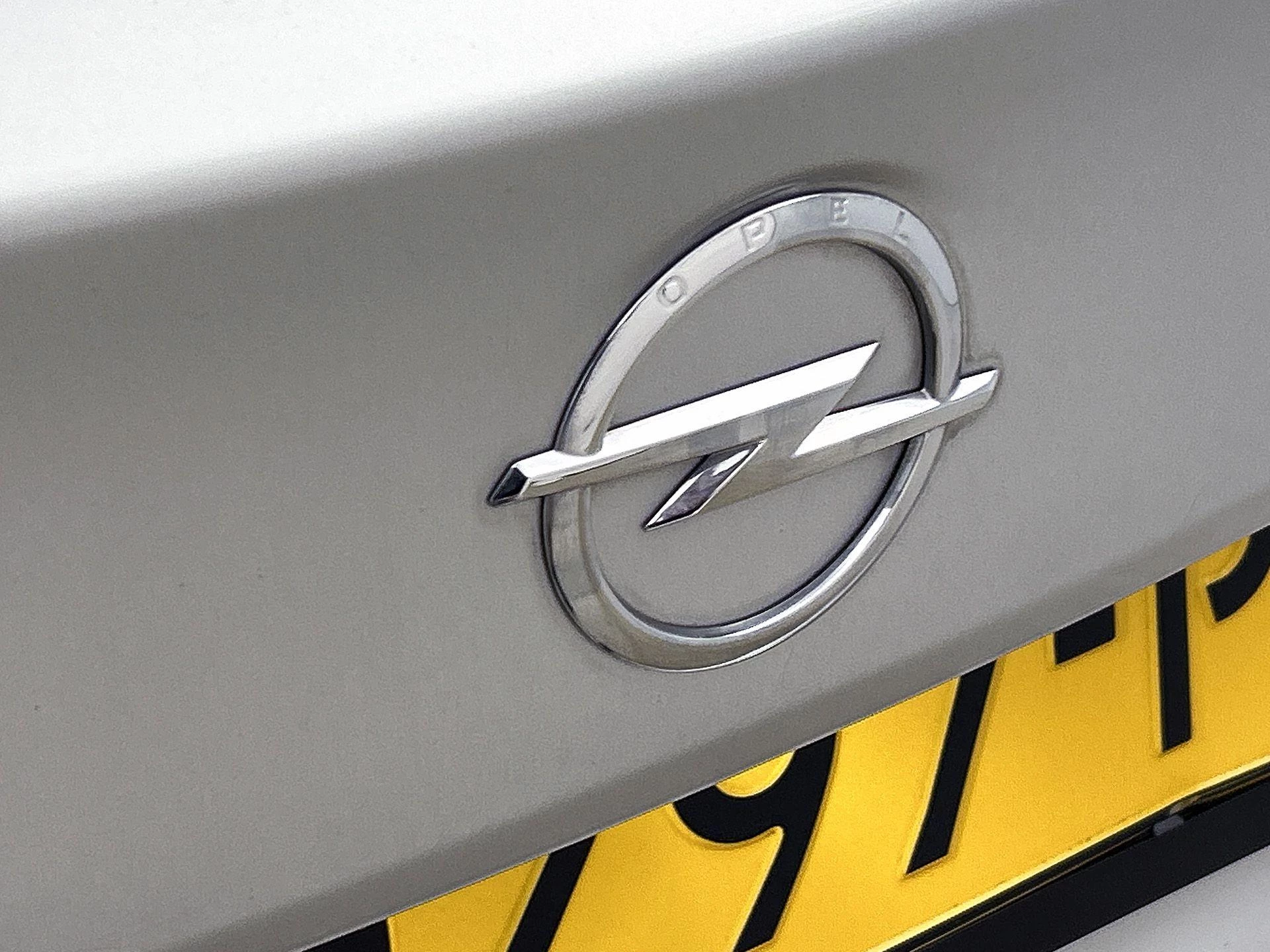 Opel-Astra-image-18