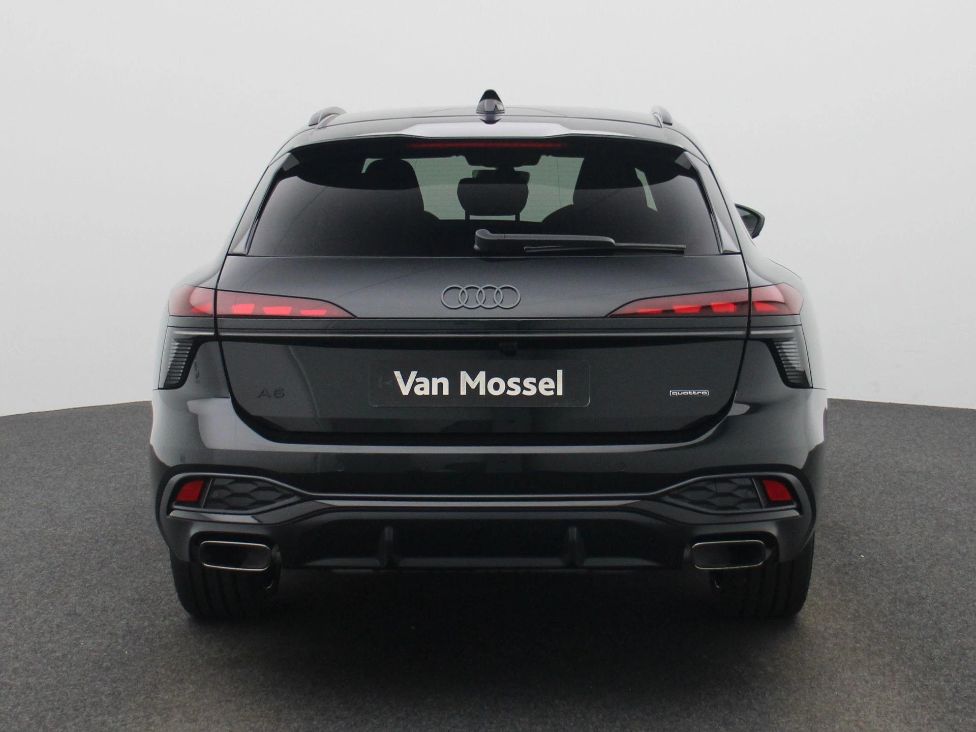 Audi A6 Avant 2.0 e-hybrid quattro S Competition 367 PK