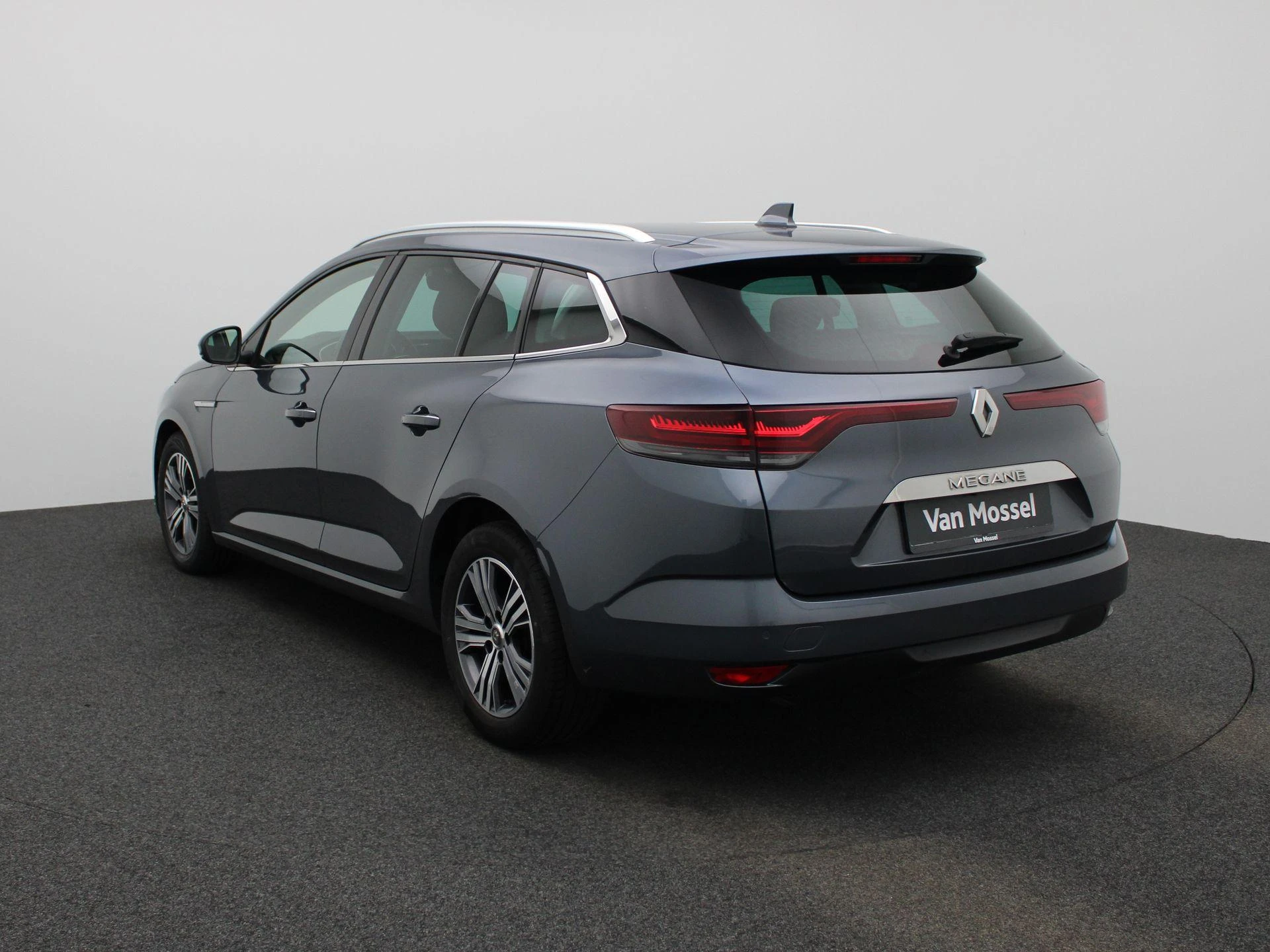 Renault-Mégane Grand Tour-image-1