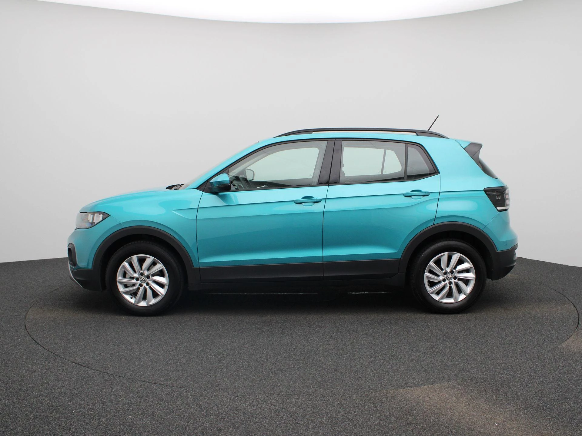 Volkswagen-T-Cross-image-3