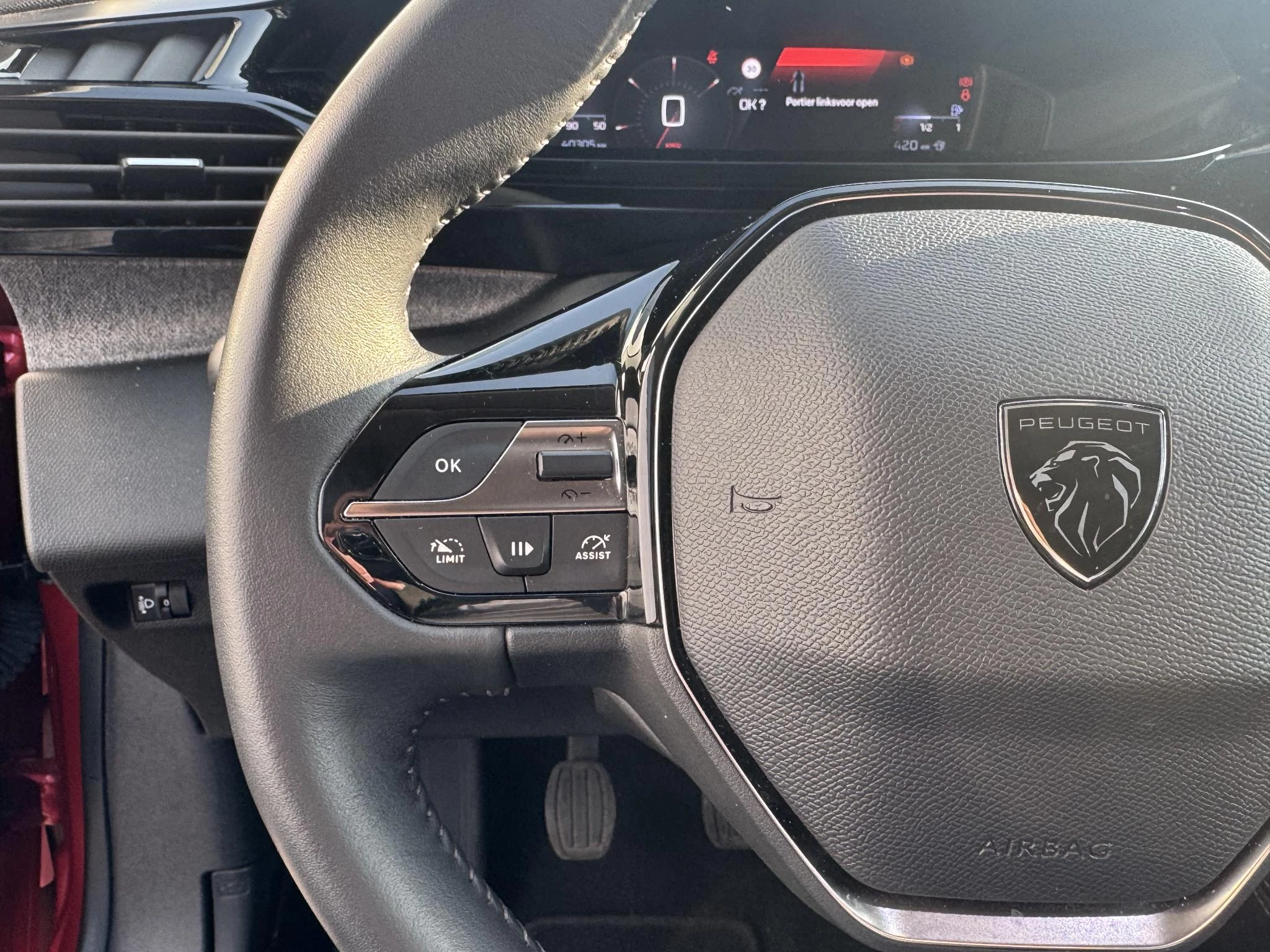 Peugeot-308-image-14