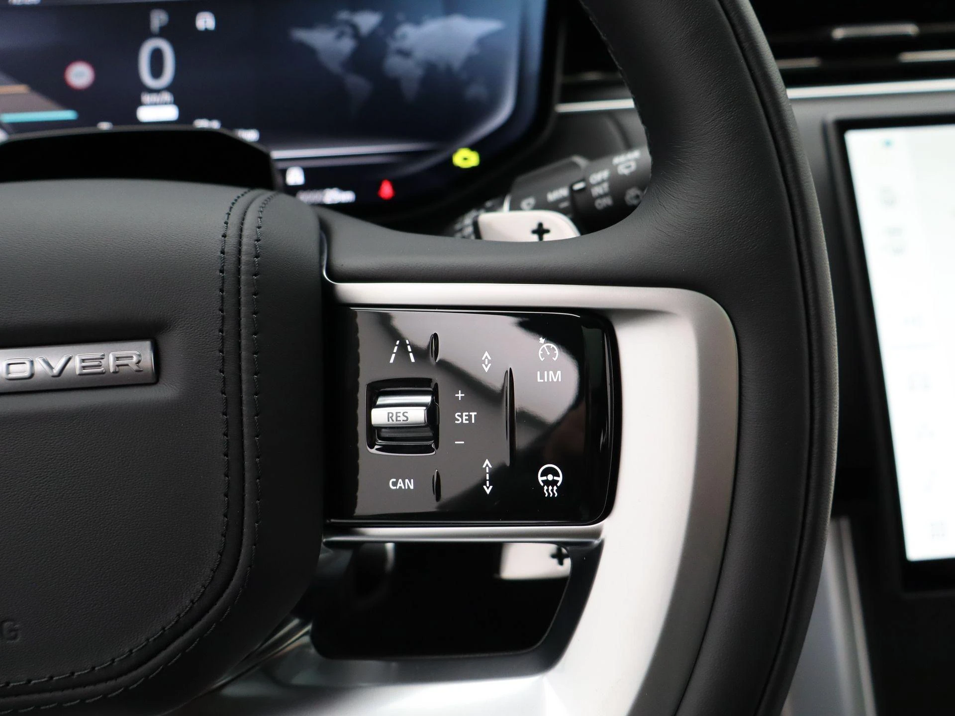 Land Rover-Range Rover-image-19