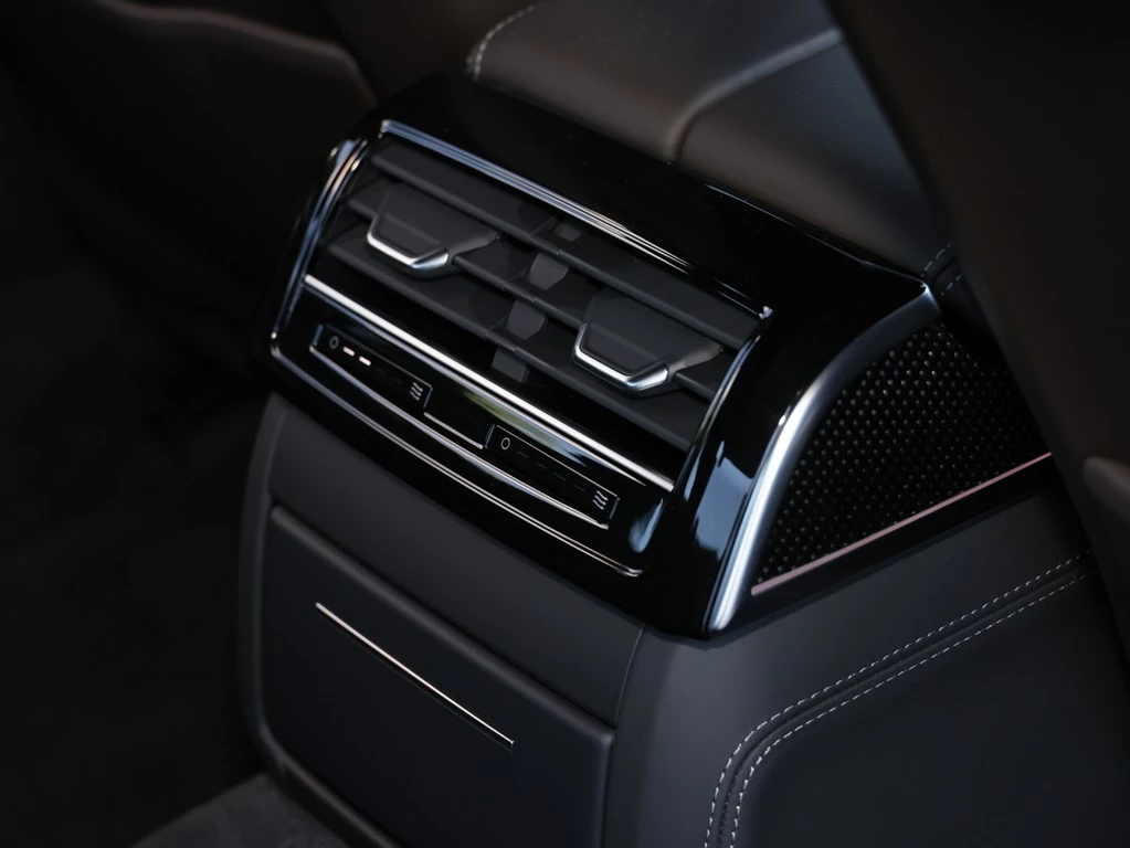 Audi S8 4.0 TFSI quattro tiptronic