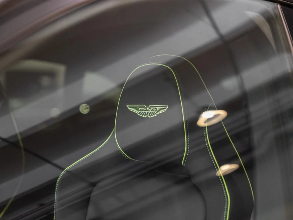 Aston Martin DBX 707 AMR Aston Martin Hamburg