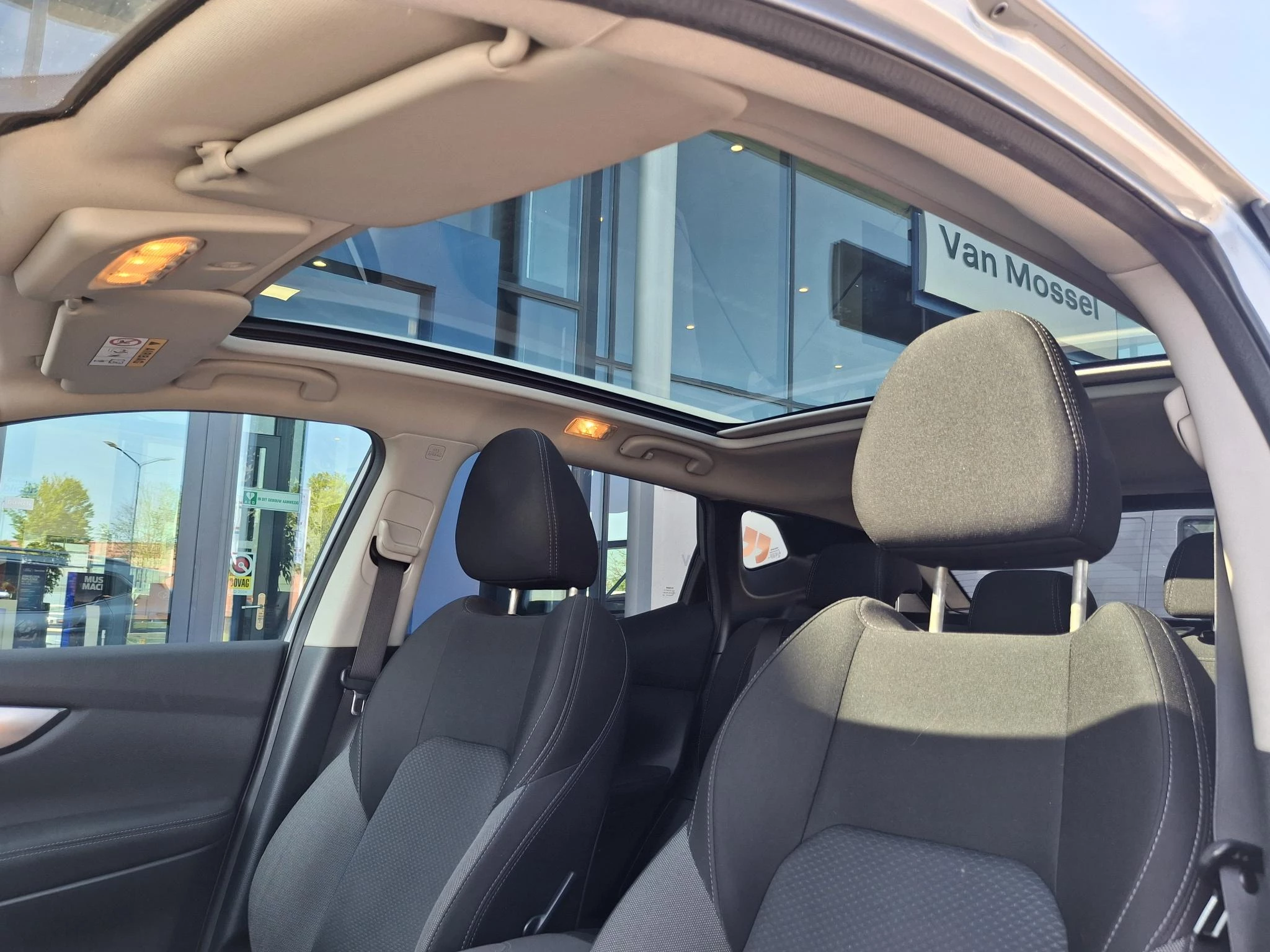 Nissan-QASHQAI-image-19