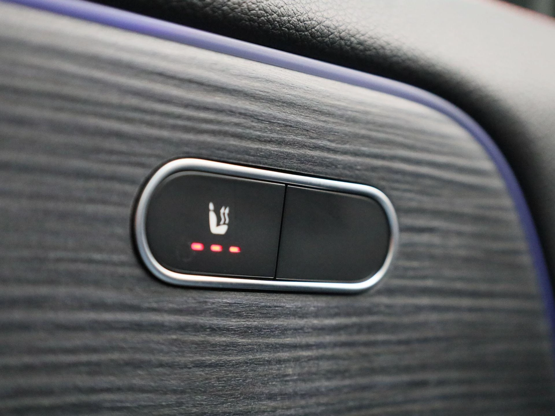 Mercedes-Benz-EQA-image-30