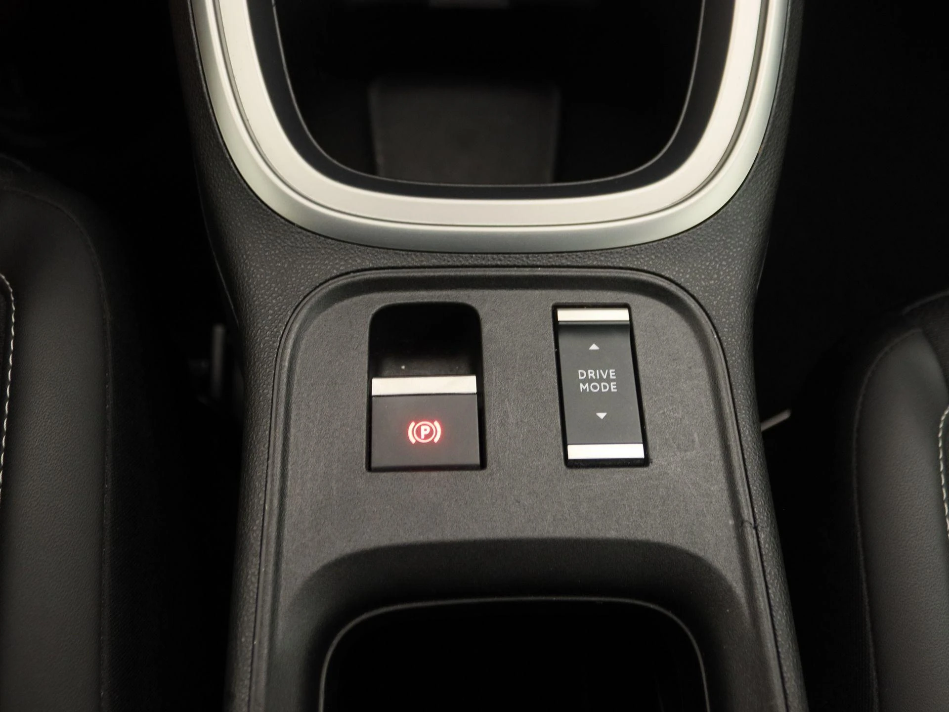 Jeep Avenger 1.2 e-Hybrid Altitude