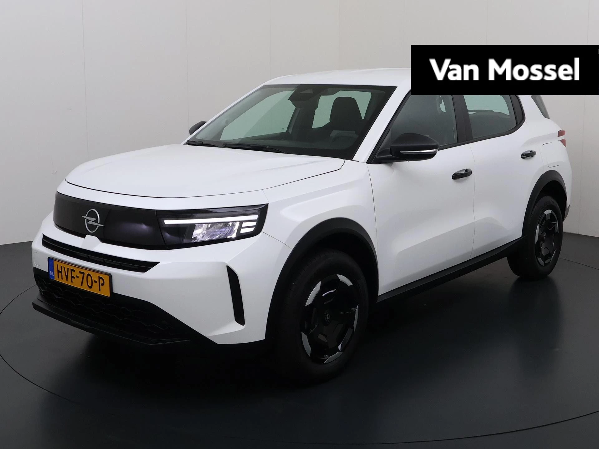 Opel-Frontera-image-0