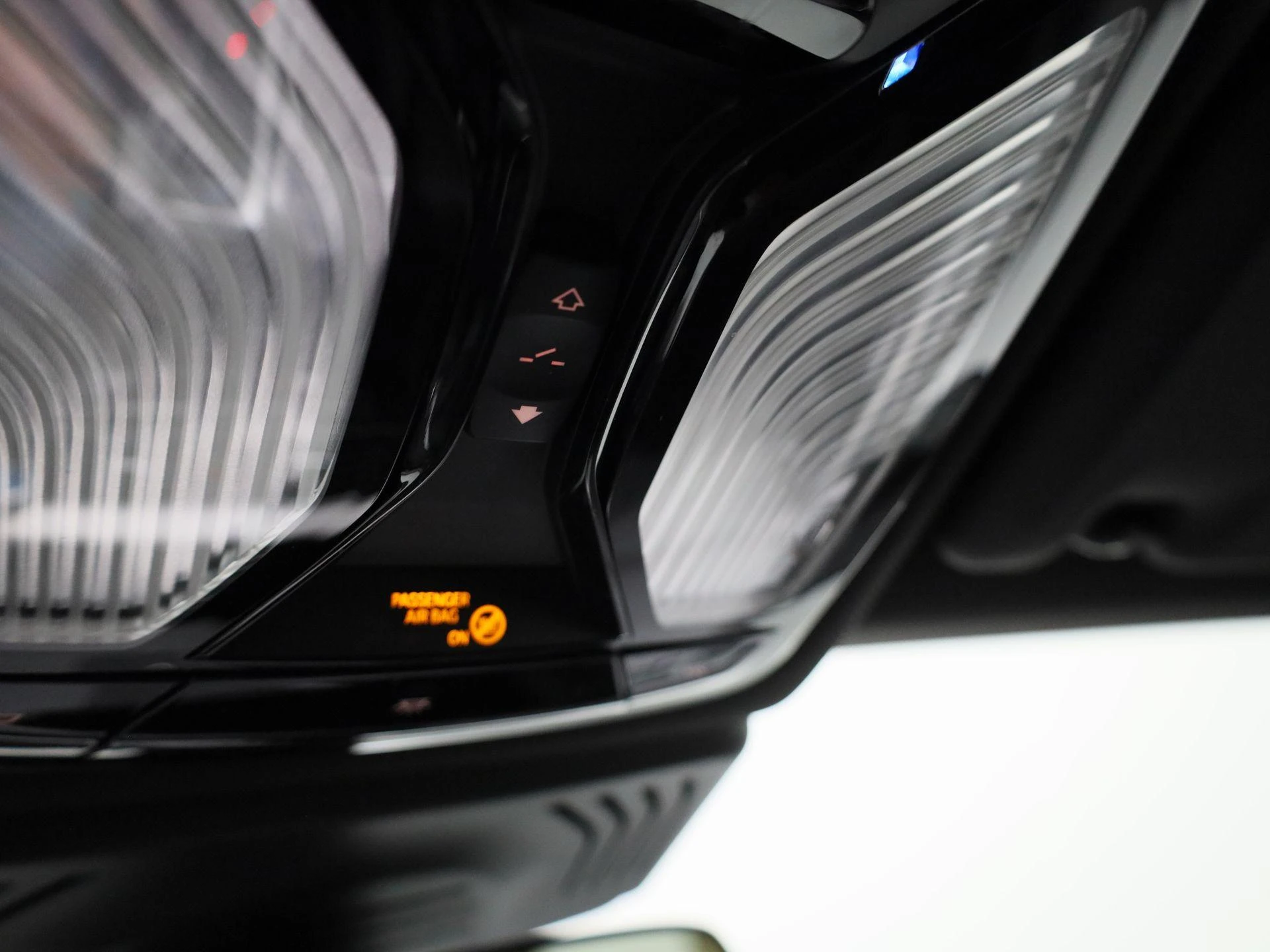 BMW-iX3-image-28