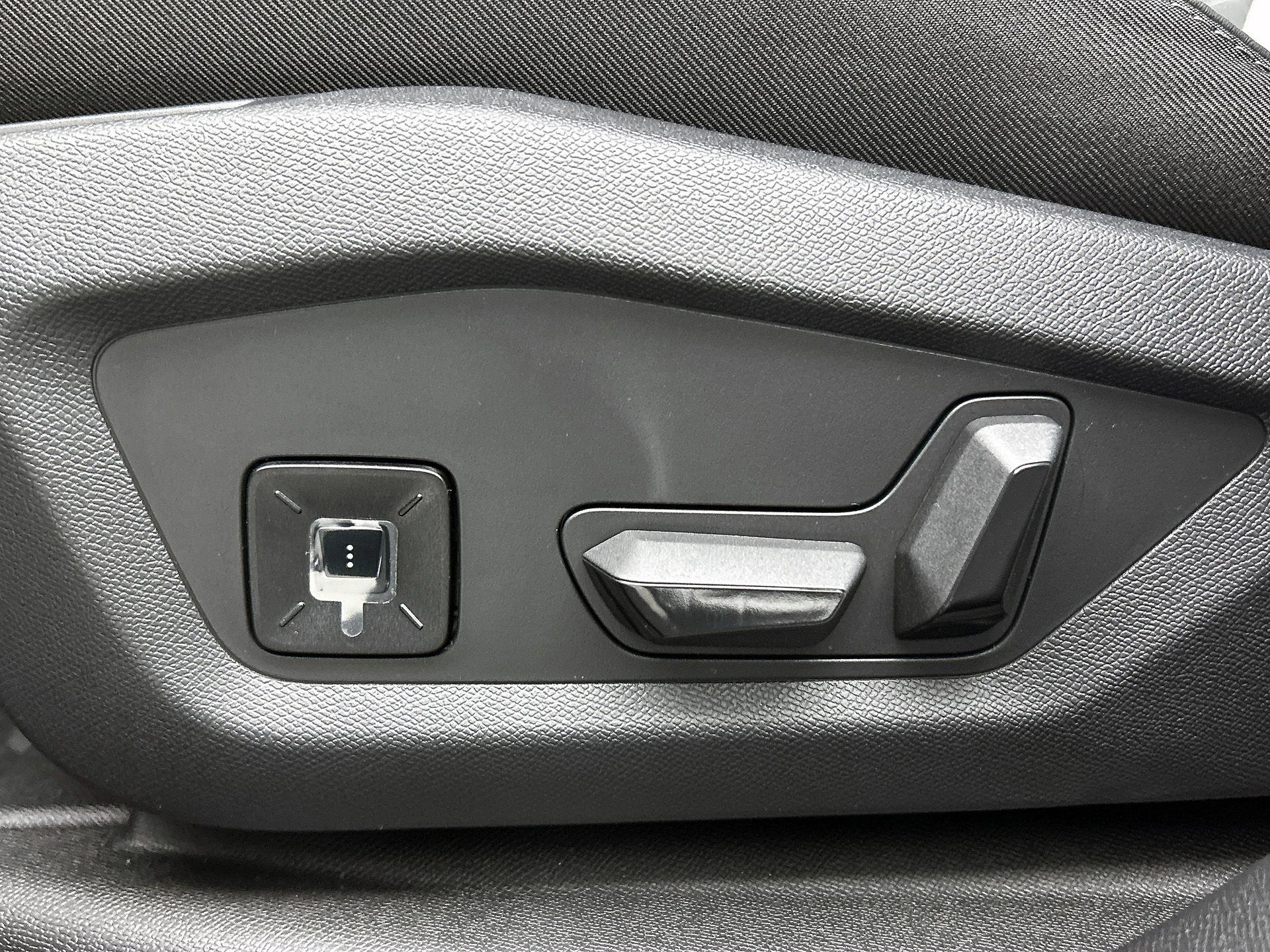 Opel-Grandland-image-24