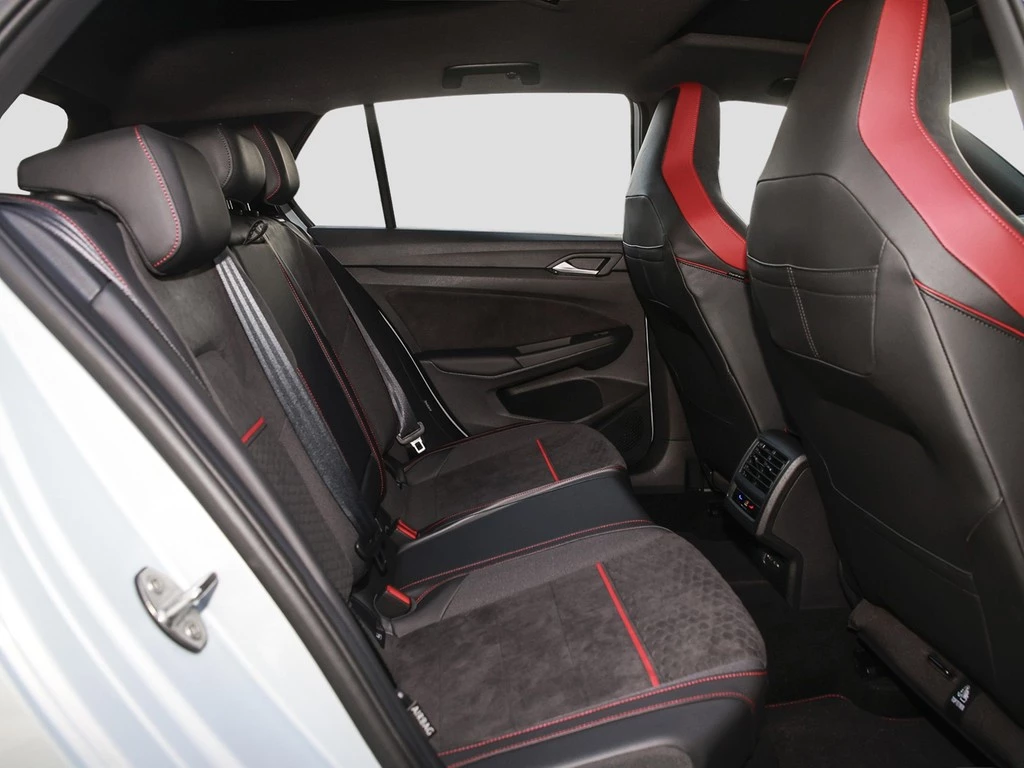 Volkswagen Golf GTI Clubsport 2.0 TSI DSG Akrapovic, 270km/h, IQ.Light, Pano., 360°Kam., ACC, 19"Alu.,