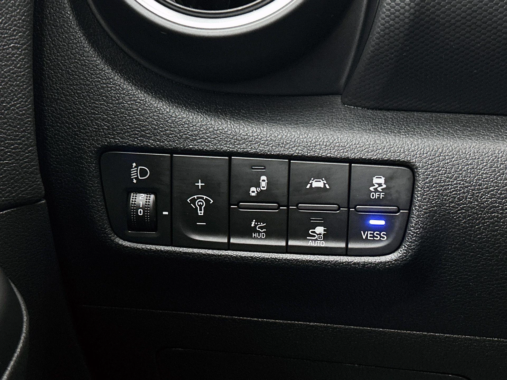 Hyundai-Kona-image-22