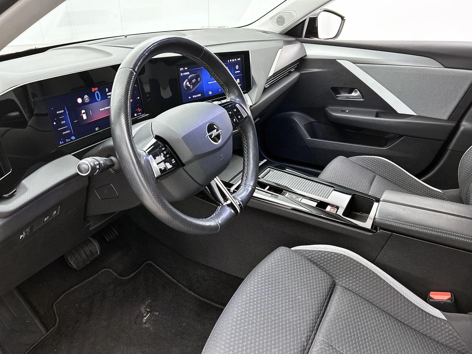 Opel-Astra-image-20
