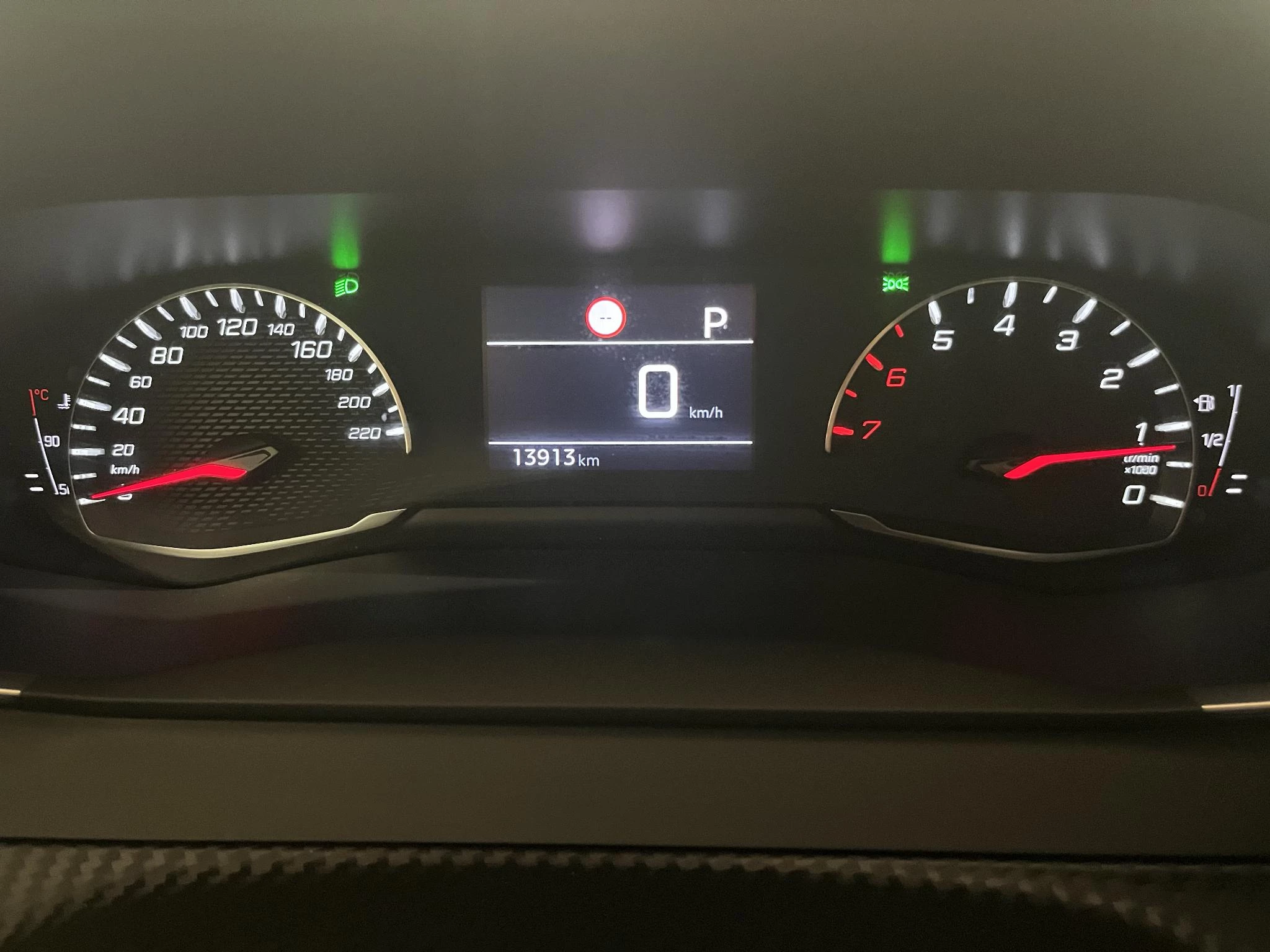 Peugeot-2008-image-6