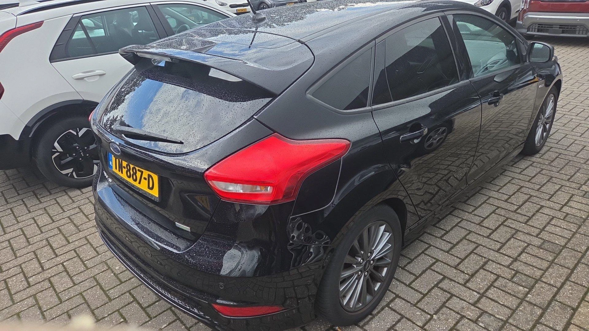 Ford-Focus-image-2
