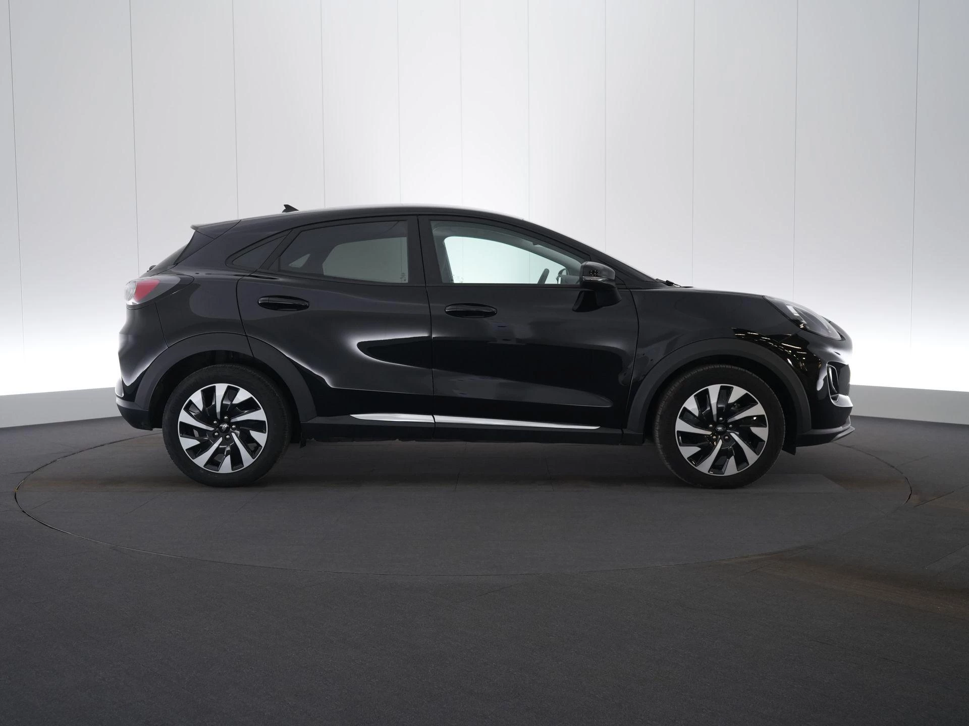 Ford Puma 1.0i Ecoboost MHEV 92kW Aut. Titanium
